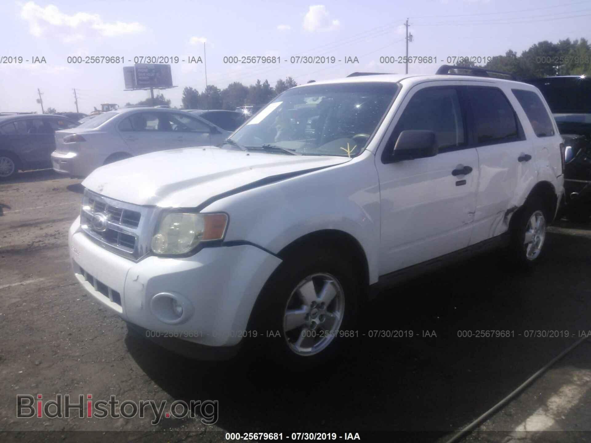 2011 FORD ESCAPE - VIN: 1FMCU9D77BKC11616 - Photo 2