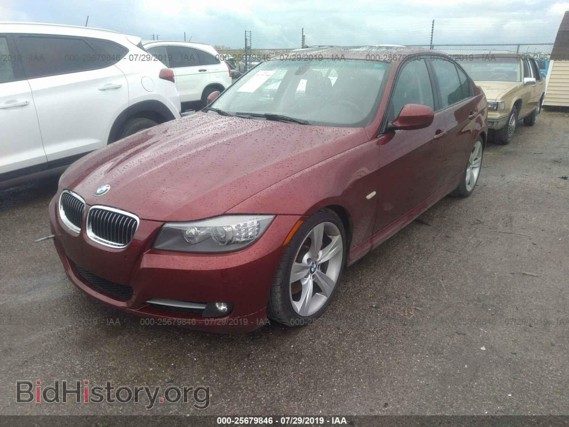 2011 BMW 335 - VIN: WBAPM5C55BE576807 - Фото 2