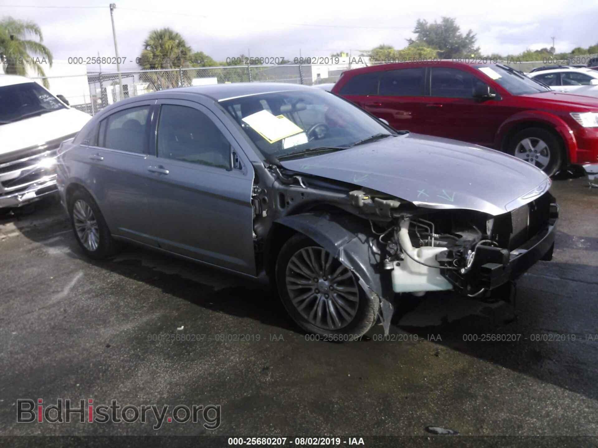 Photo 1C3CCBAB7DN670979 - CHRYSLER 200 2013