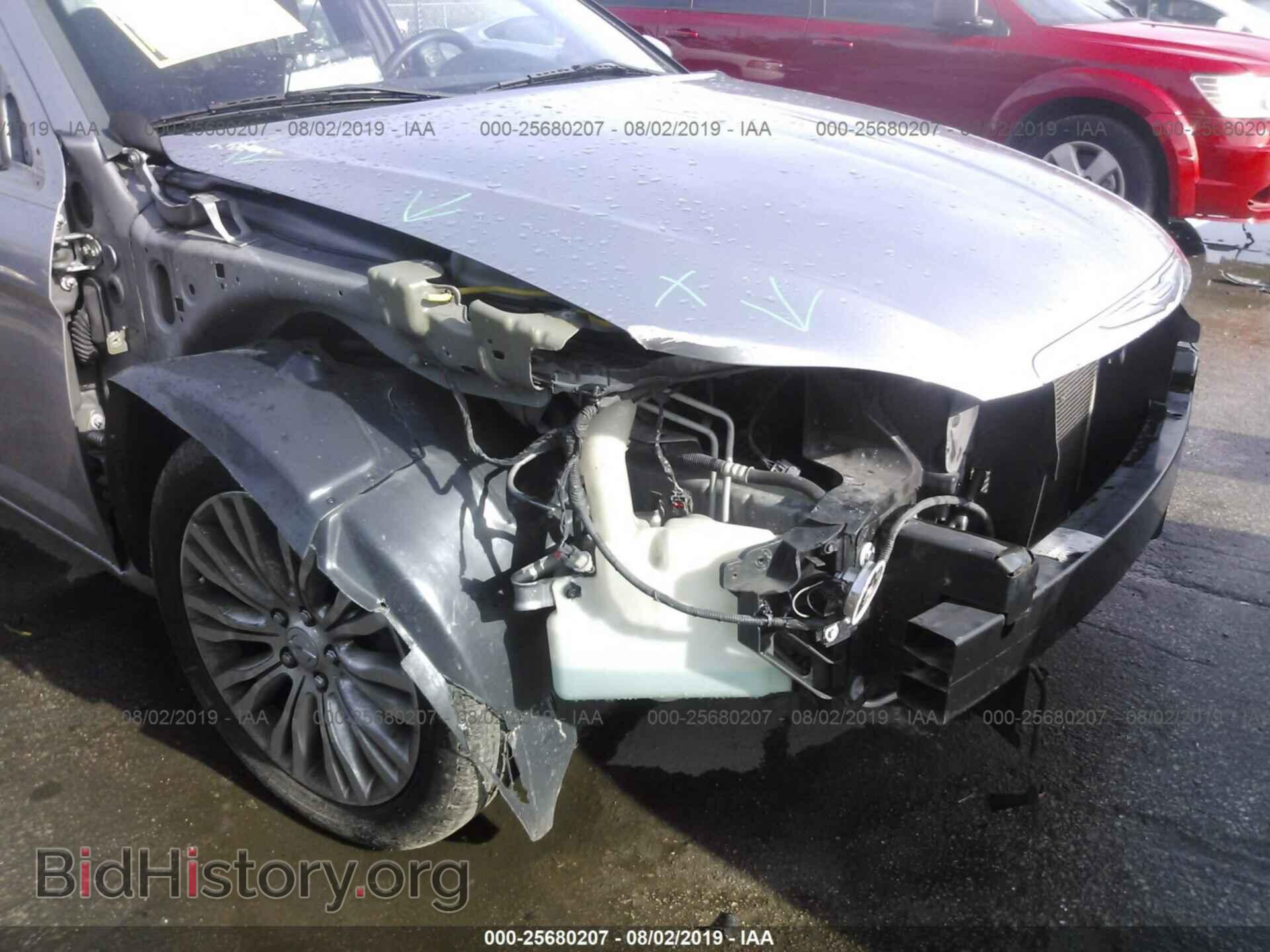 2013 CHRYSLER 200 - VIN: 1C3CCBAB7DN670979 - Photo 6