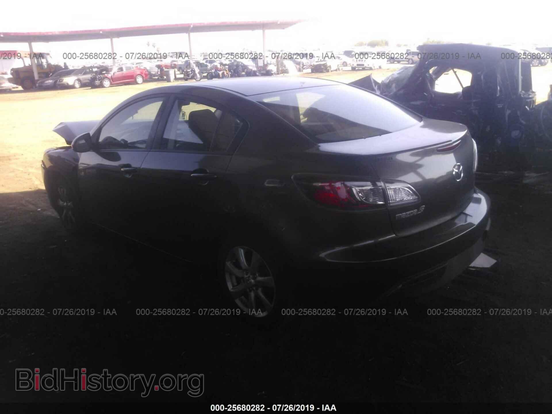 2011 MAZDA 3 - VIN: JM1BL1VF9B1448866 - Фото 3