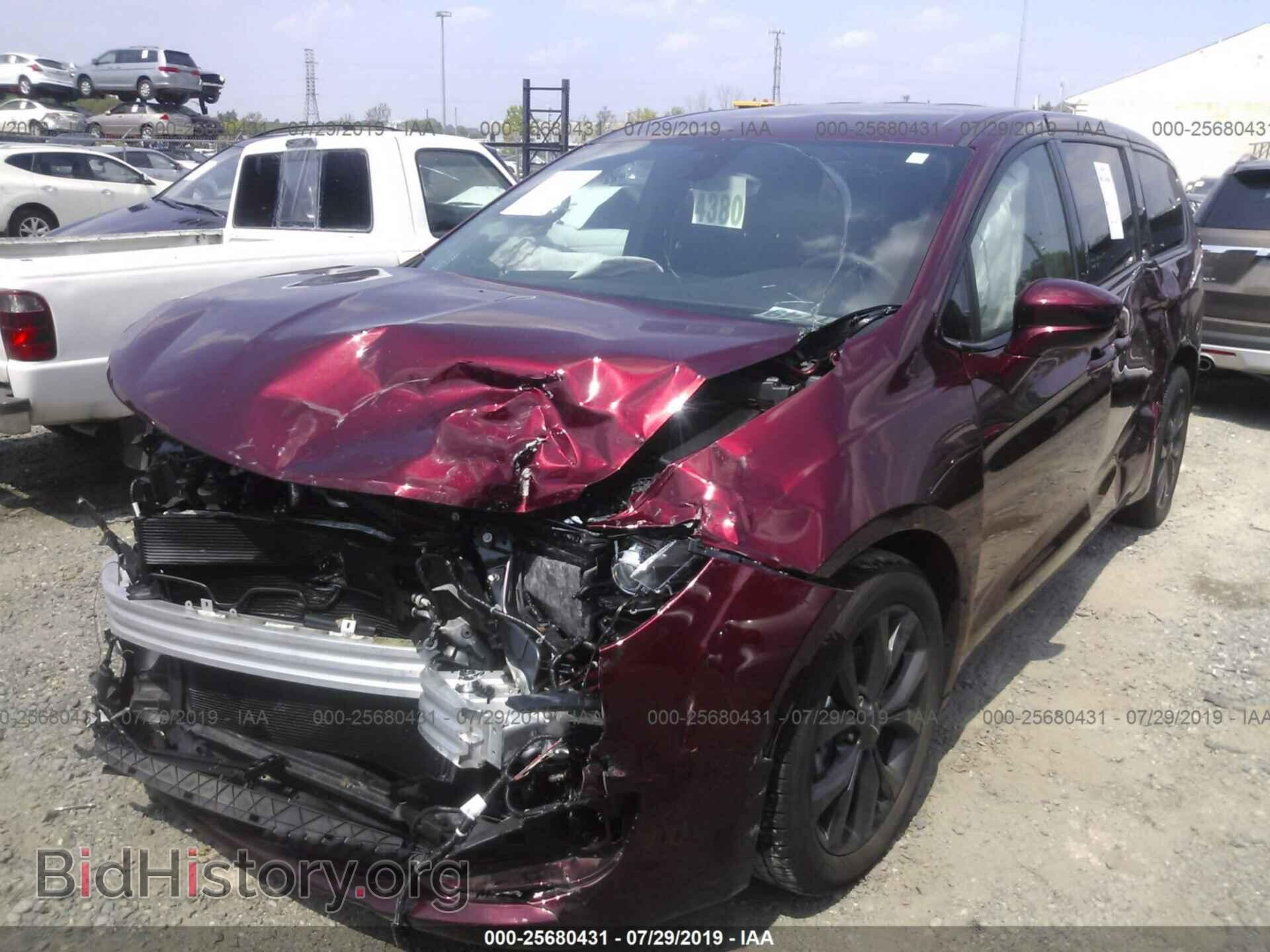 2018 CHRYSLER PACIFICA - VIN: 2C4RC1FG3JR271540 - Фото 2