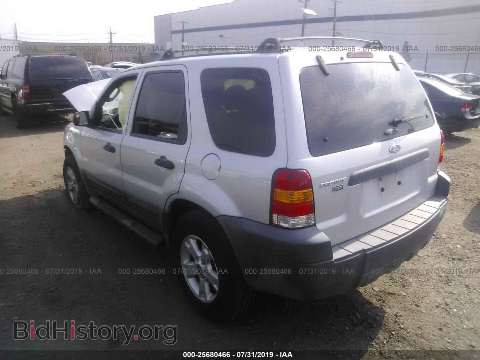 2006 FORD ESCAPE - VIN: 1FMCU93Z26KD10305 - Фото 3