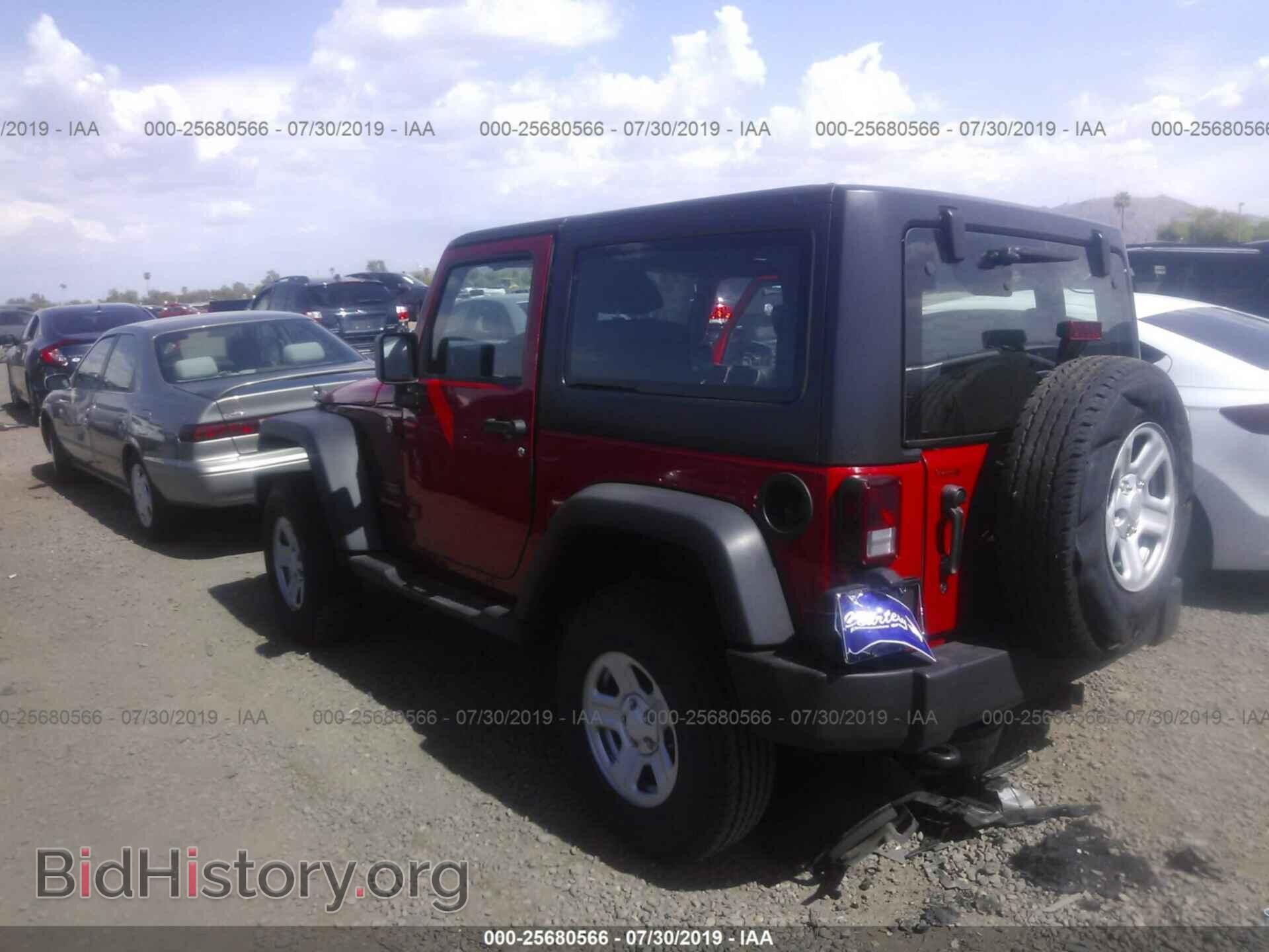 2011 JEEP WRANGLER - VIN: 1J4AA2D13BL511956 - Фото 3