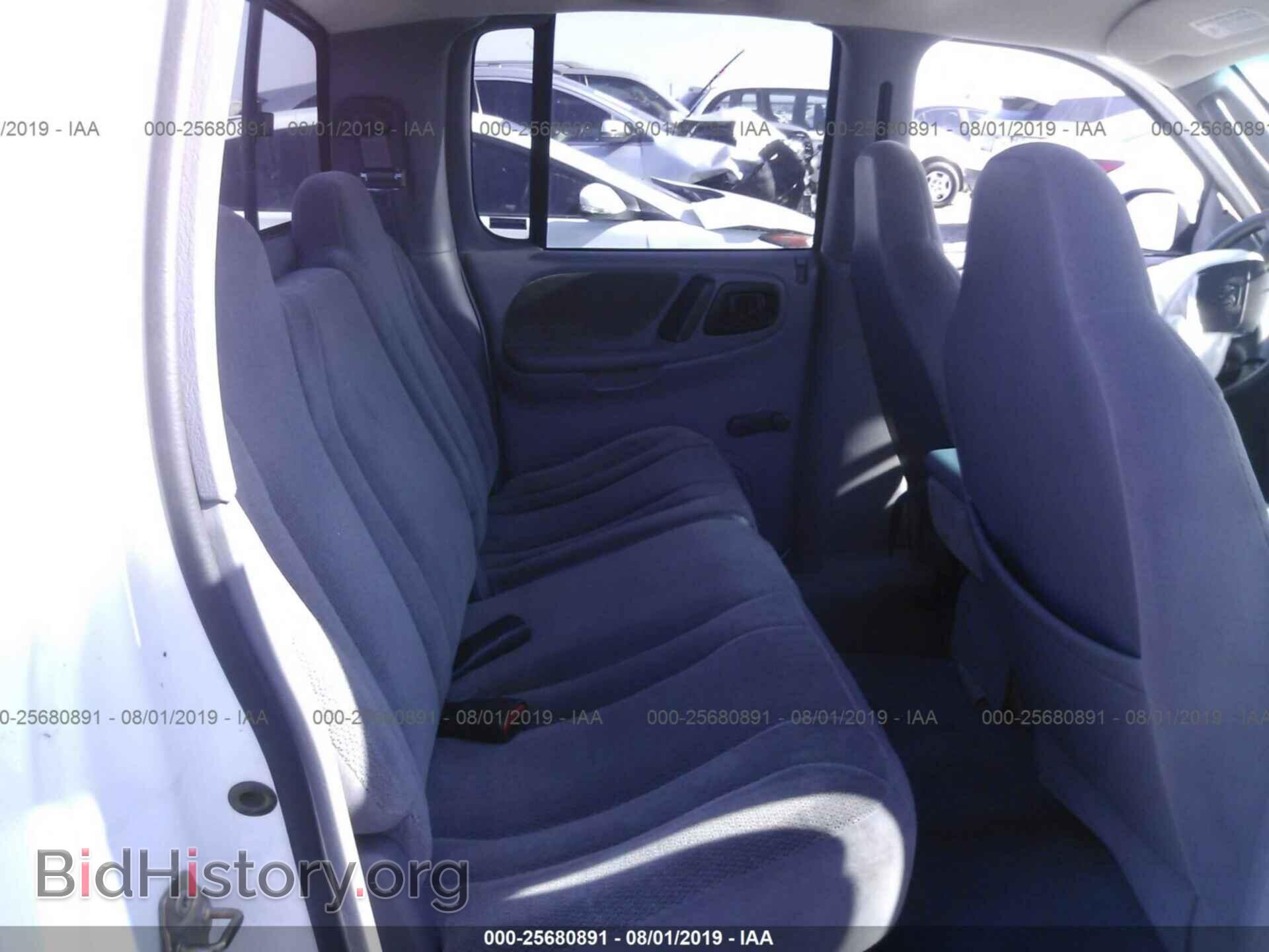 2000 DODGE DAKOTA - VIN: 1B7GL2AN5YS743362 - Фото 8
