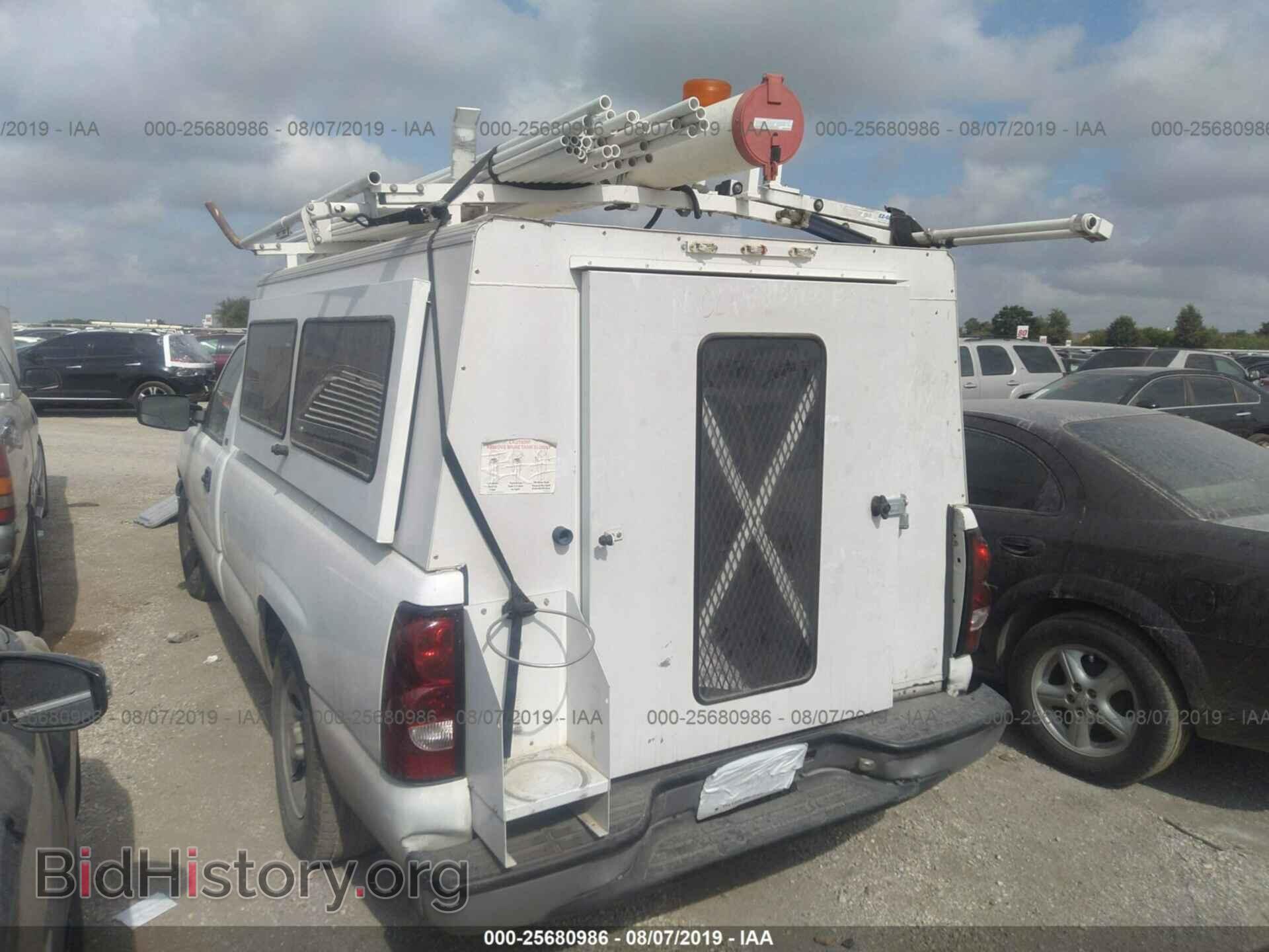 2005 CHEVROLET SILVERADO - VIN: 1GCEC14V75Z233420 - Фото 3