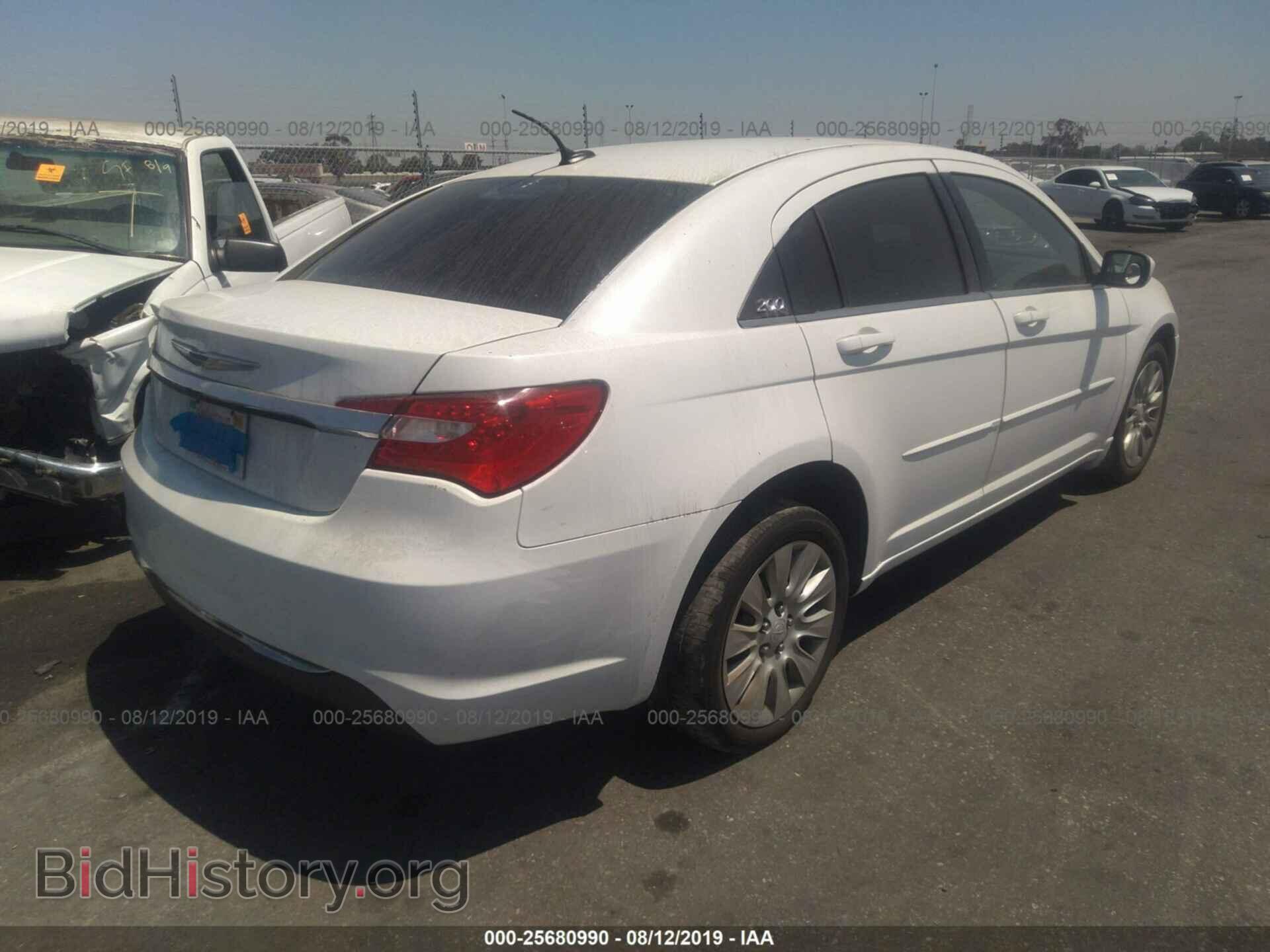 2012 CHRYSLER 200 - VIN: 1C3CCBAB3CN202293 - Фото 4