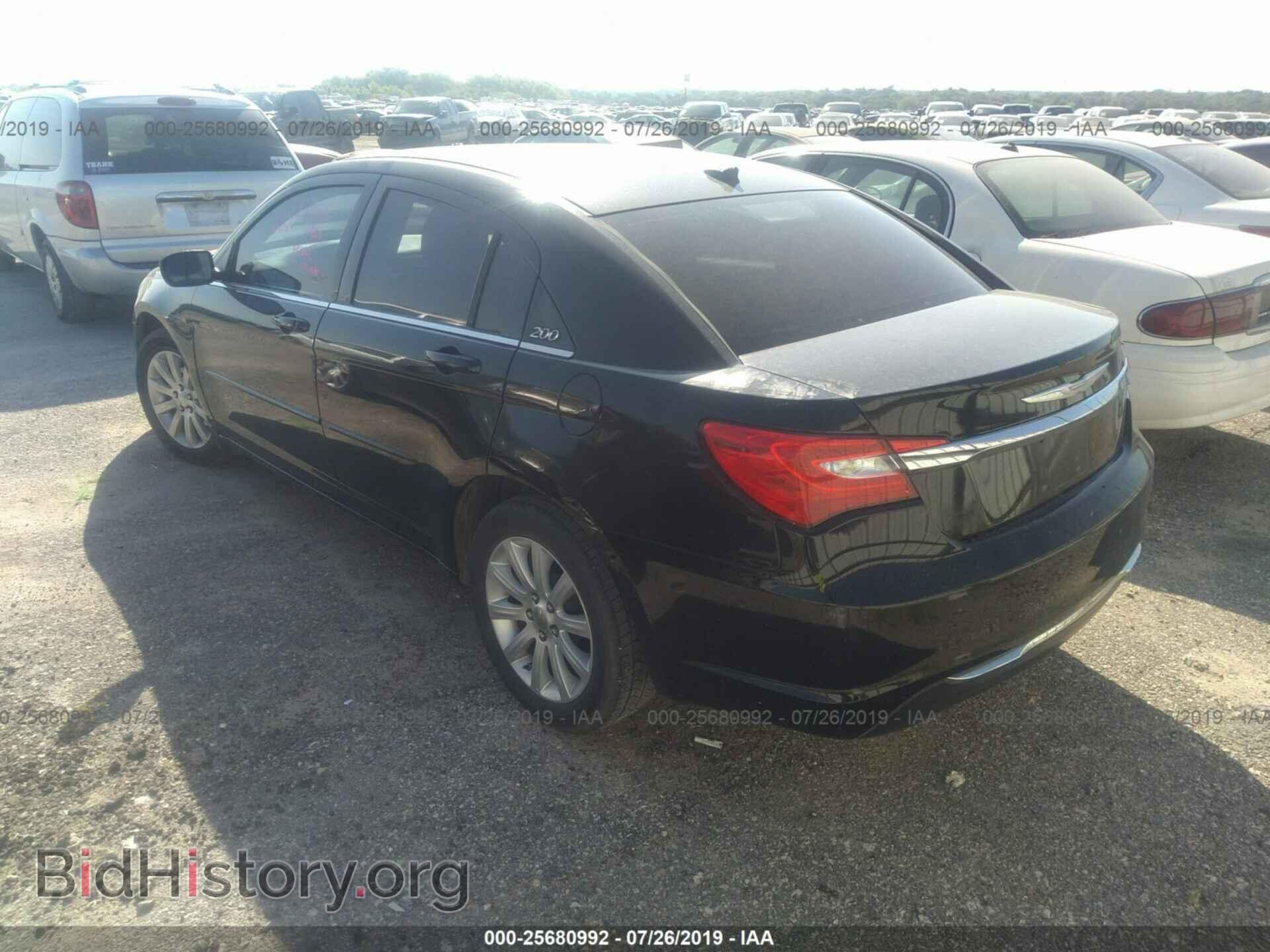 2012 CHRYSLER 200 - VIN: 1C3CCBBB1CN166764 - Фото 3