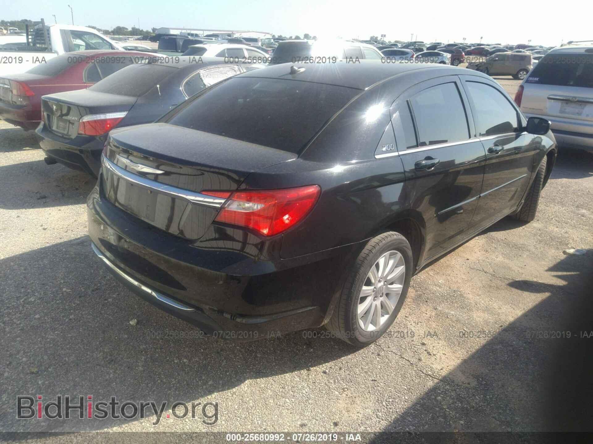 2012 CHRYSLER 200 - VIN: 1C3CCBBB1CN166764 - Фото 4