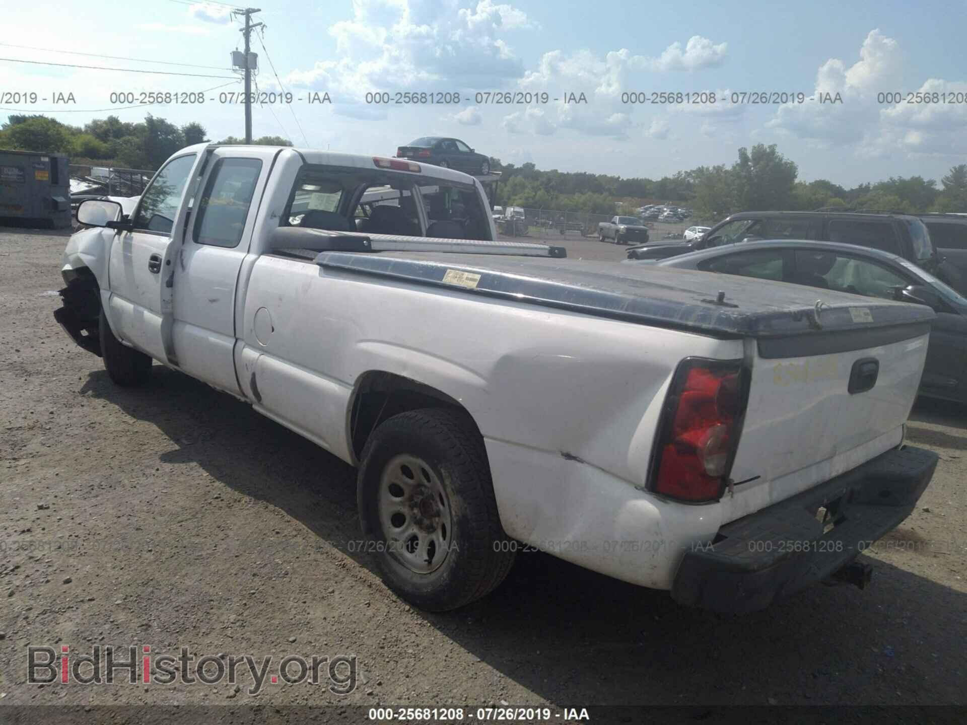 2006 CHEVROLET SILVERADO - VIN: 1GCEC19V56E224796 - Фото 3