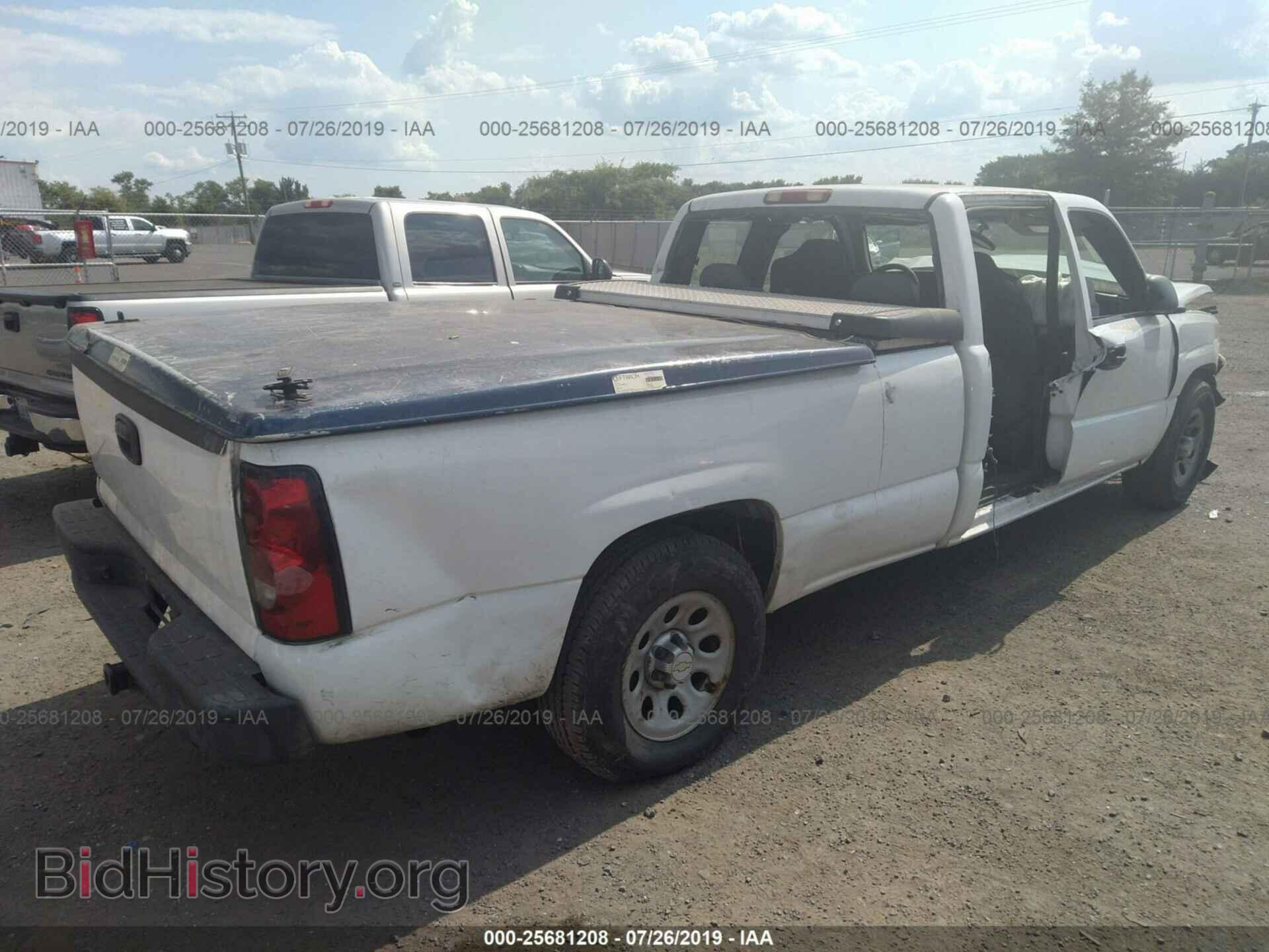 2006 CHEVROLET SILVERADO - VIN: 1GCEC19V56E224796 - Фото 4