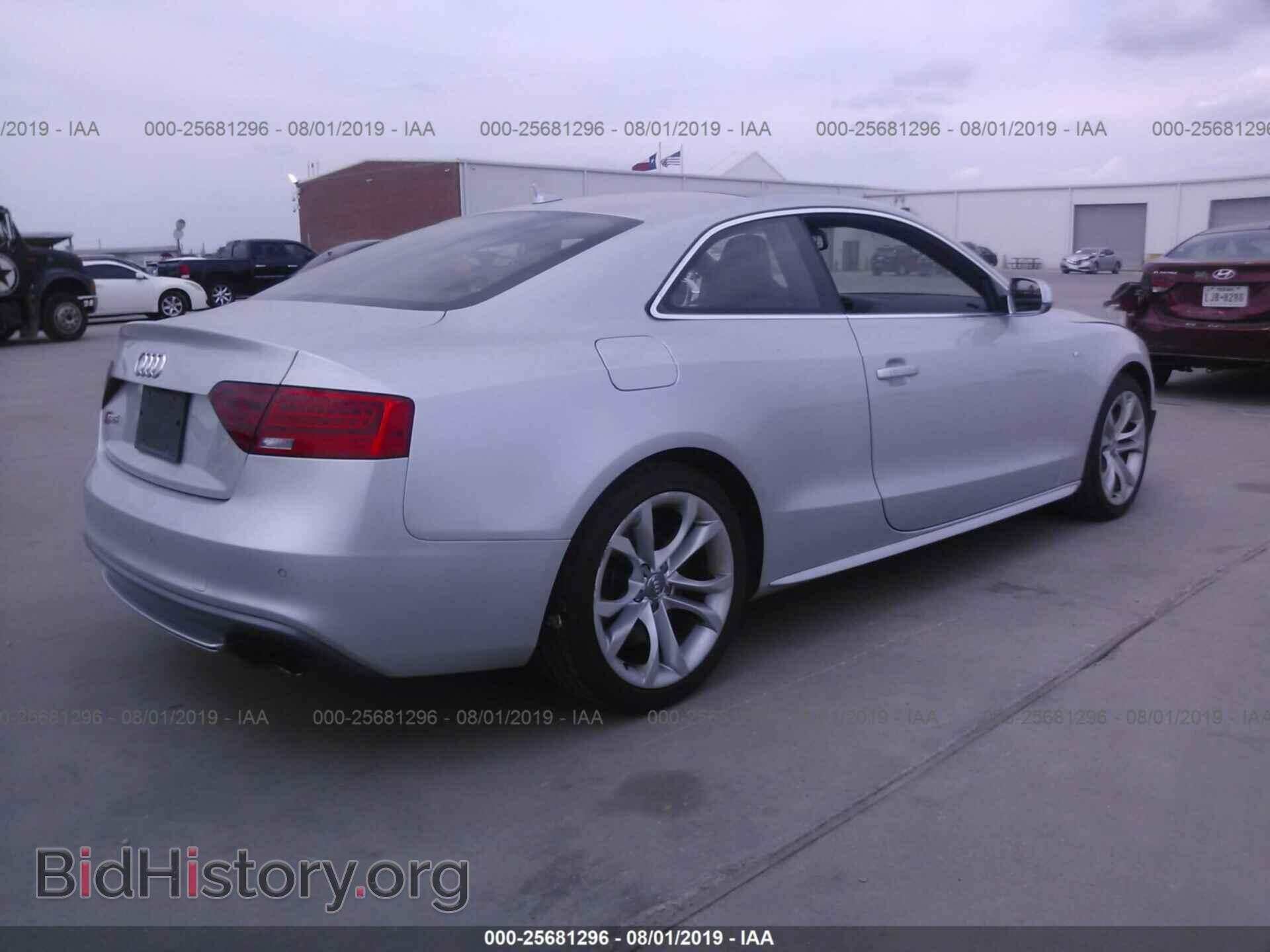 2013 AUDI S5 - VIN: WAUCGAFR1DA040234 - Фото 4