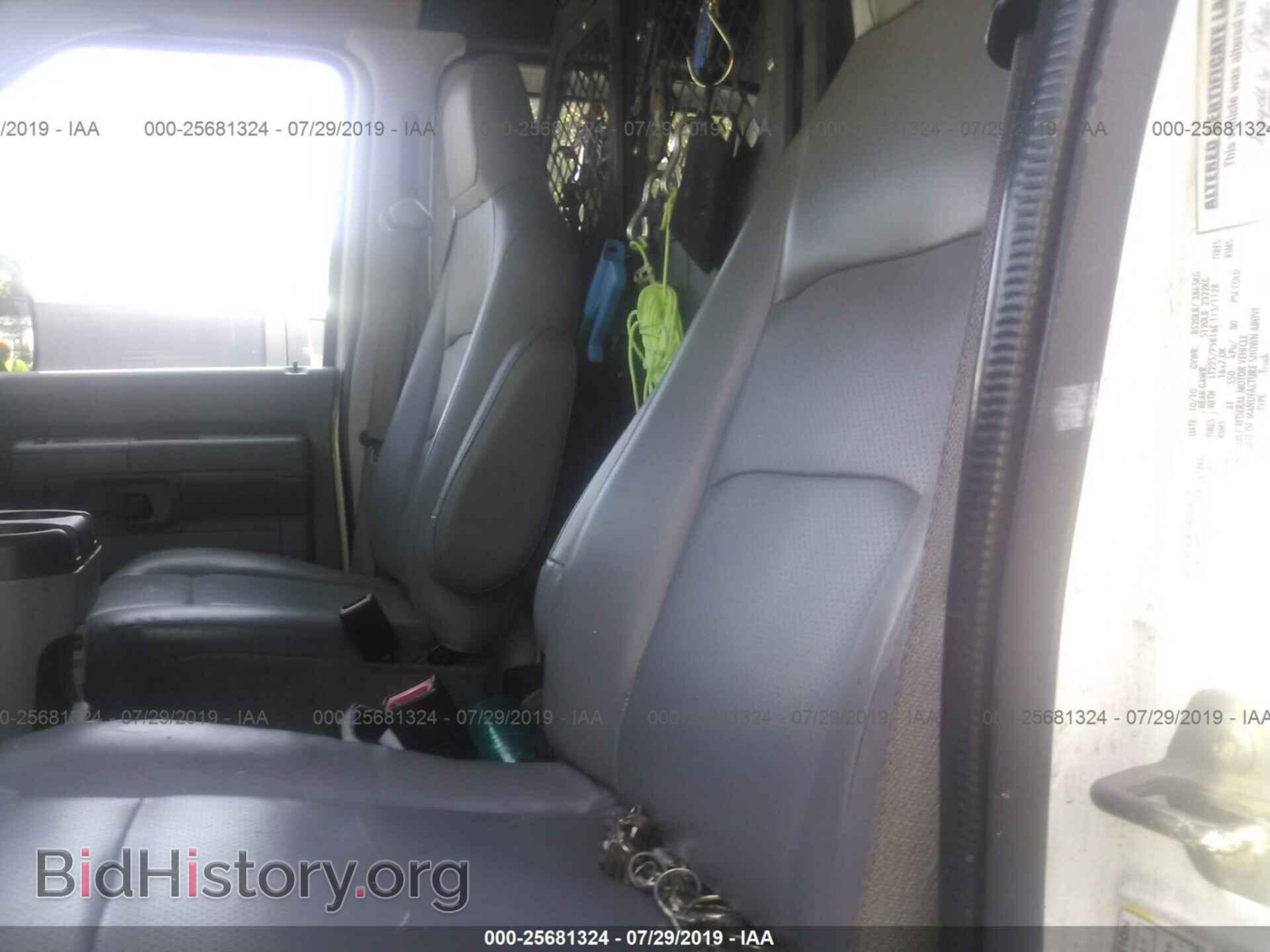 2011 FORD ECONOLINE - VIN: 1FTNE1EW4BDA27966 - Фото 8