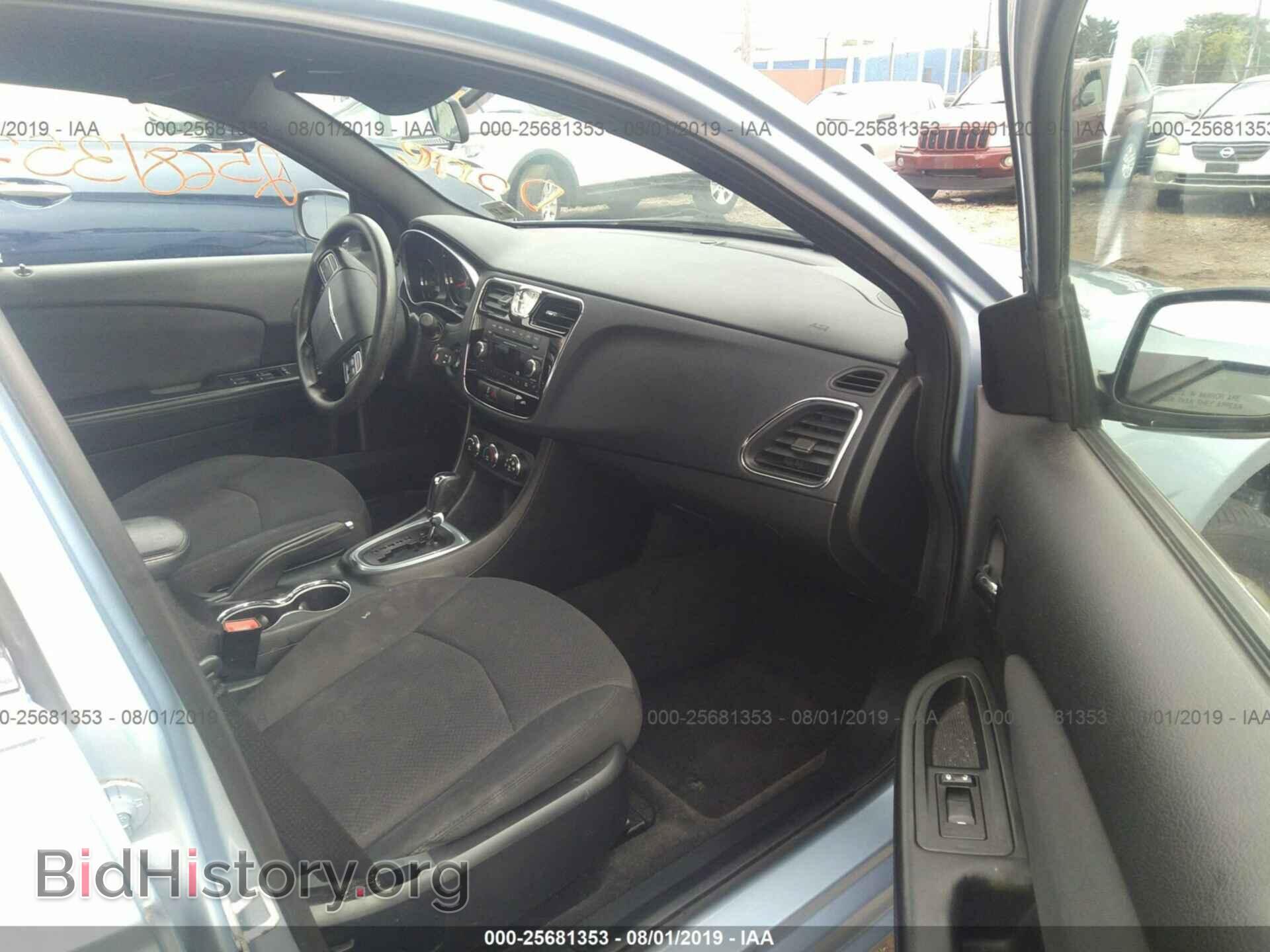 2012 CHRYSLER 200 - VIN: 1C3CCBAB6CN274010 - Photo 5