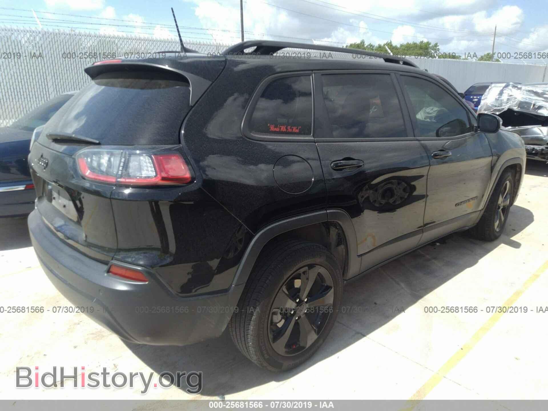 2019 JEEP CHEROKEE - VIN: 1C4PJLLB1KD324743 - Photo 4