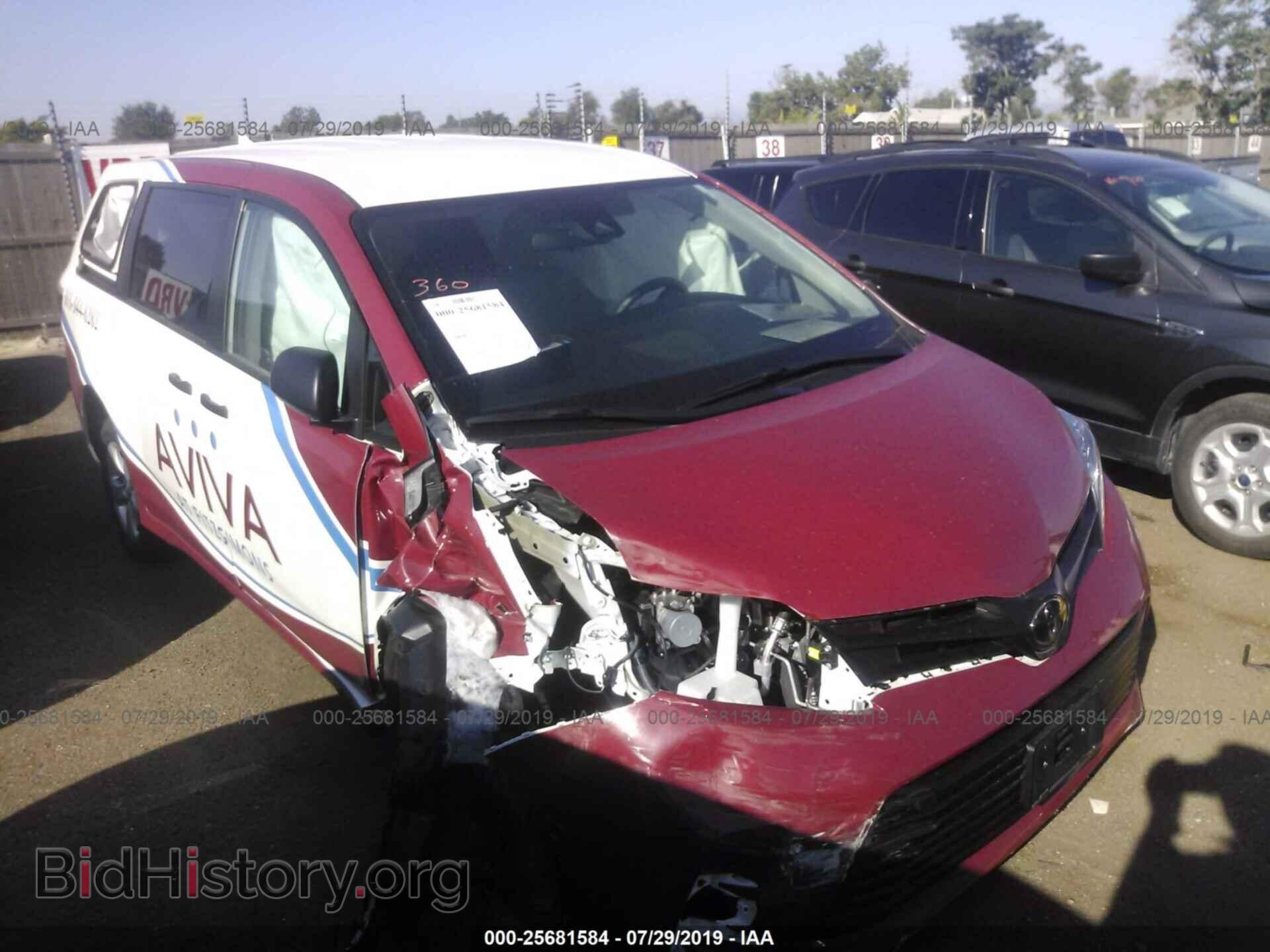 Photo 5TDZZ3DC1KS980972 - TOYOTA SIENNA 2019