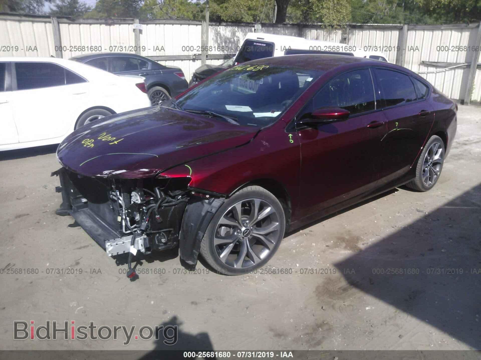 2015 CHRYSLER 200 - VIN: 1C3CCCBBXFN647638 - Photo 2