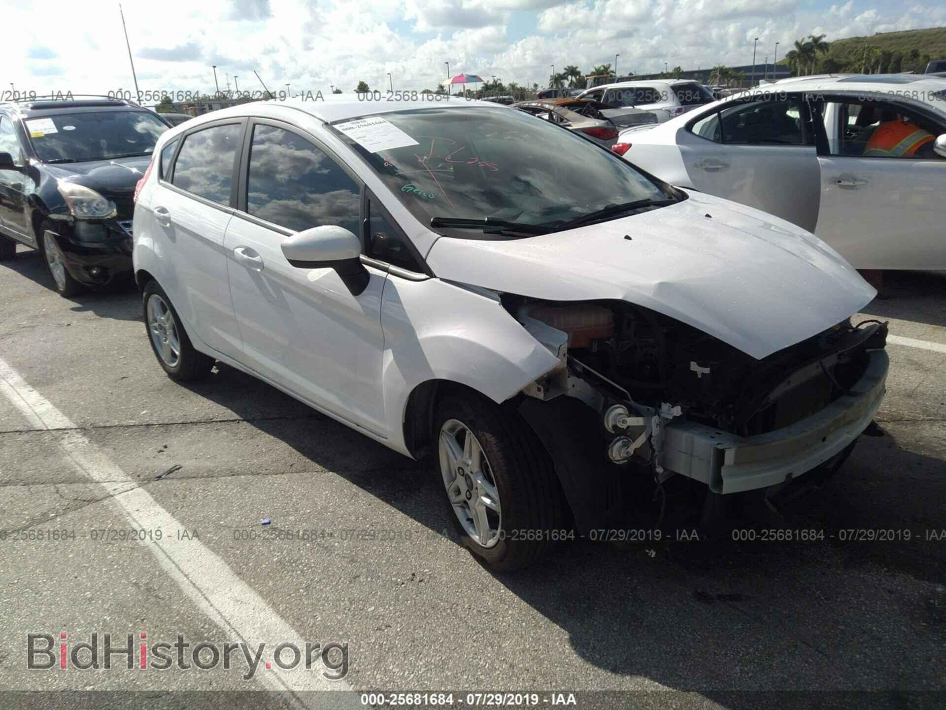 Photo 3FADP4EJ3HM110450 - FORD FIESTA 2017