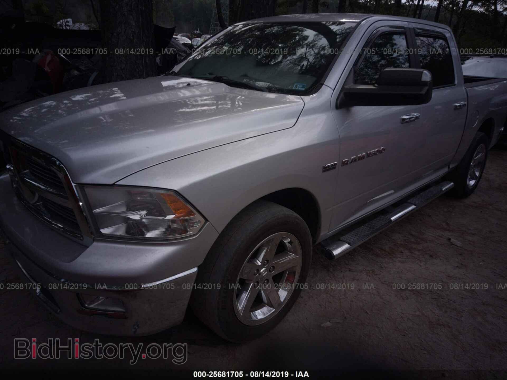 2011 DODGE RAM 1500 - VIN: 1D7RB1CT4BS526416 - Photo 2