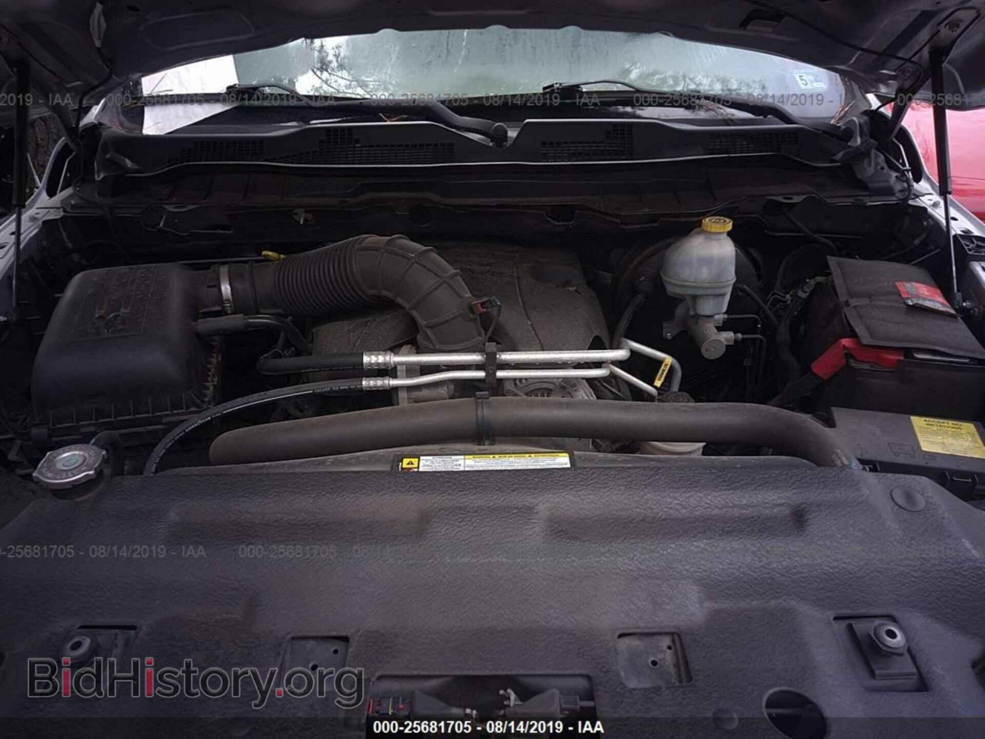 2011 DODGE RAM 1500 - VIN: 1D7RB1CT4BS526416 - Photo 10