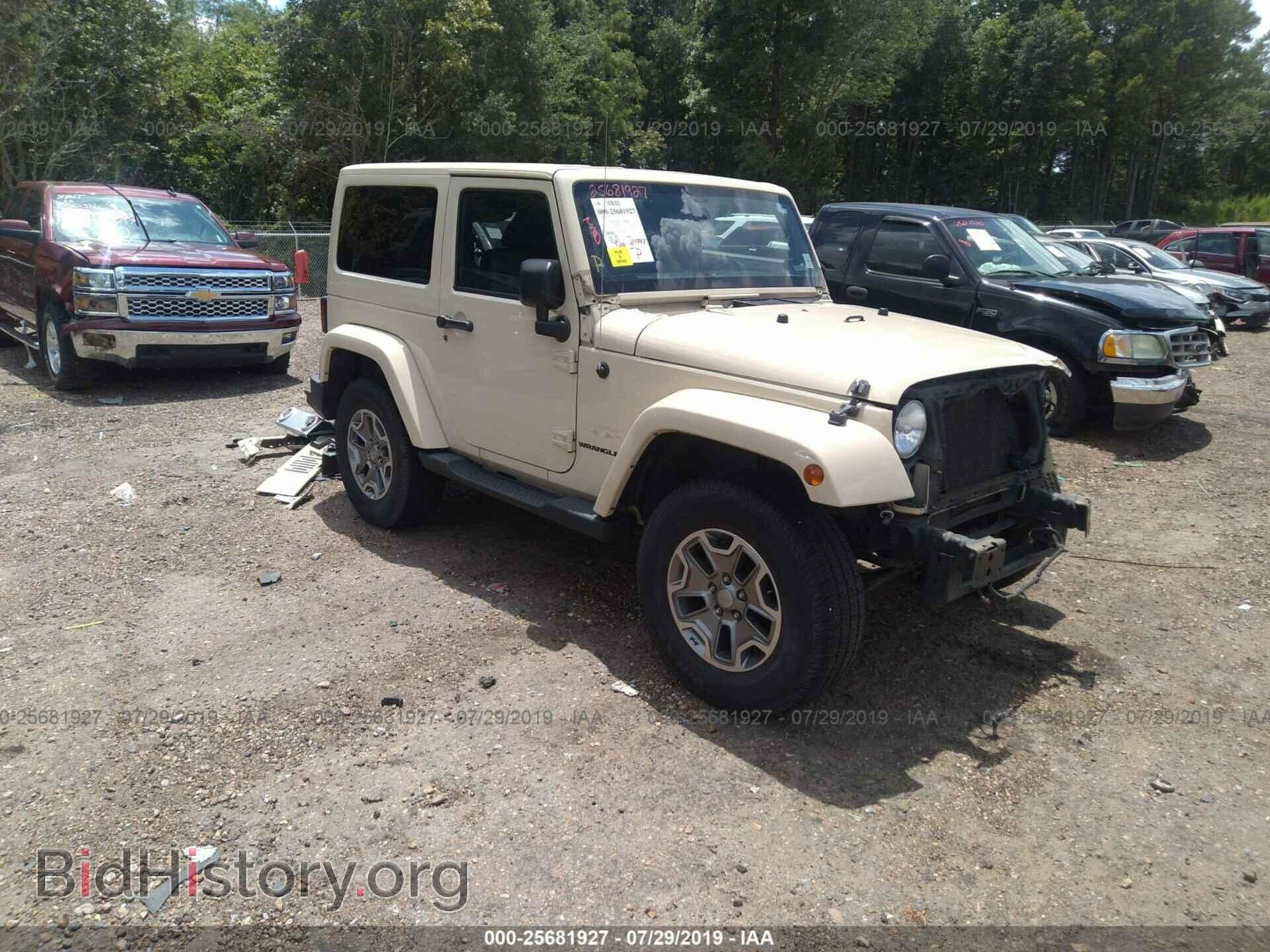 Photo 1J4AA5D1XBL558077 - JEEP WRANGLER 2011