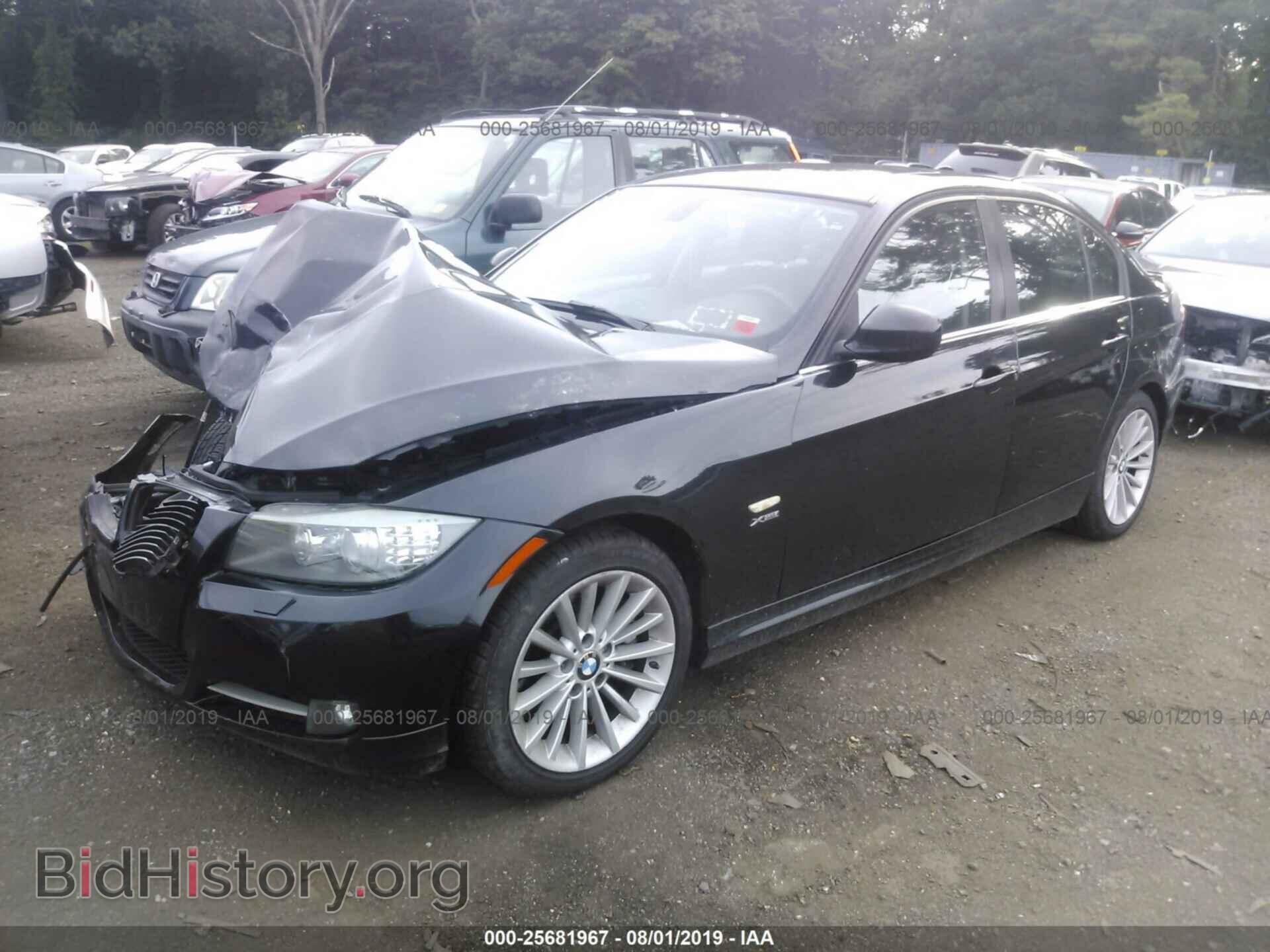 2011 BMW 335 - VIN: WBAPL5C52BA918790 - Фото 2