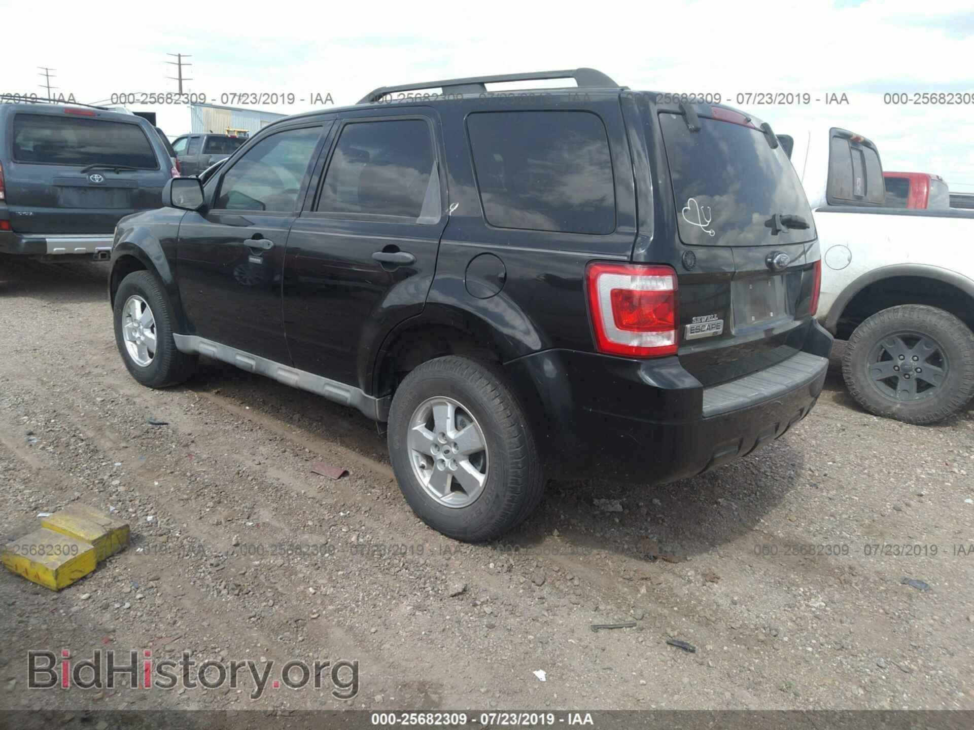 2009 FORD ESCAPE - VIN: 1FMCU03G49KB03705 - Фото 3