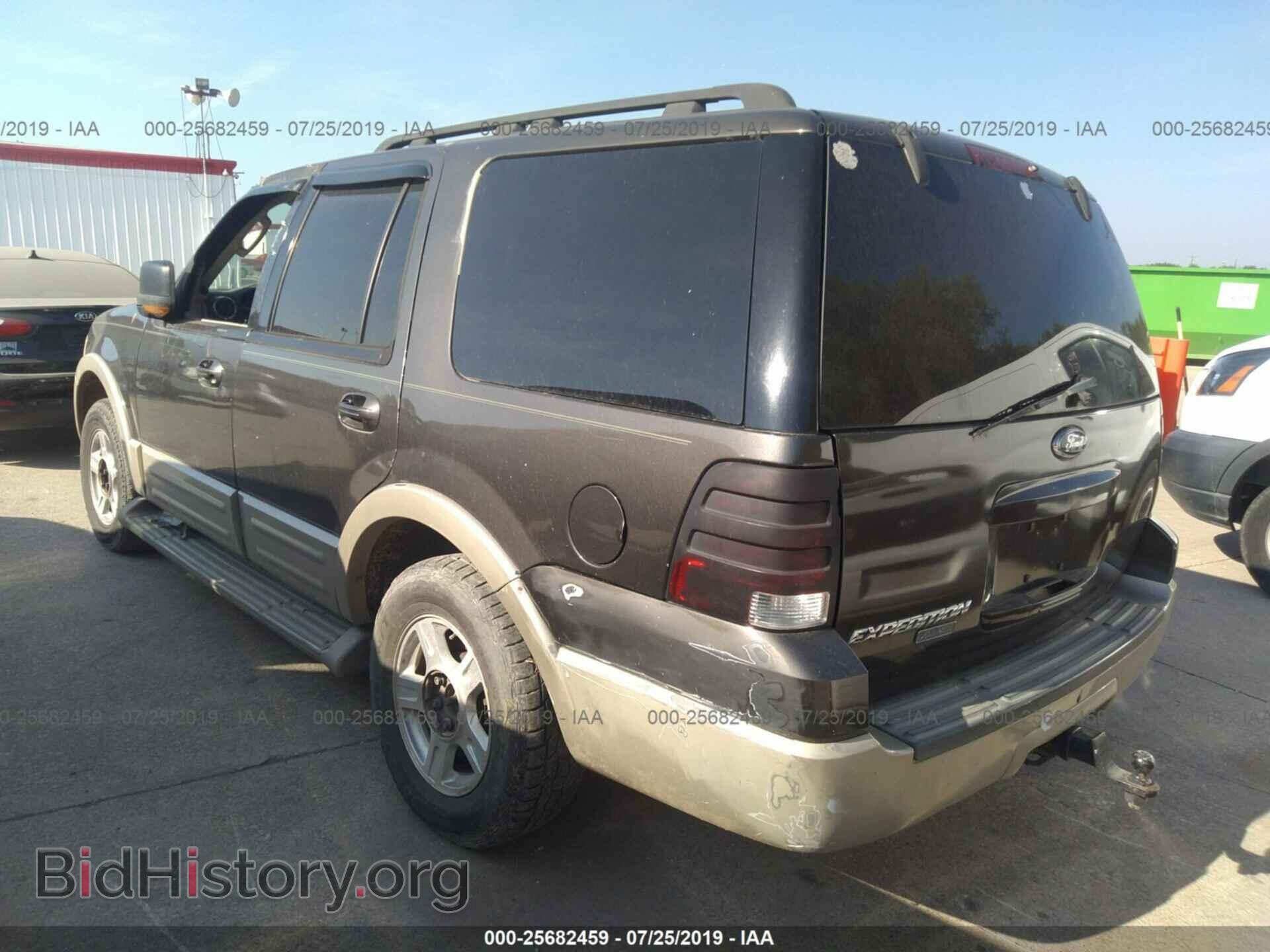 2005 FORD EXPEDITION - VIN: 1FMPU17555LA48282 - Фото 3