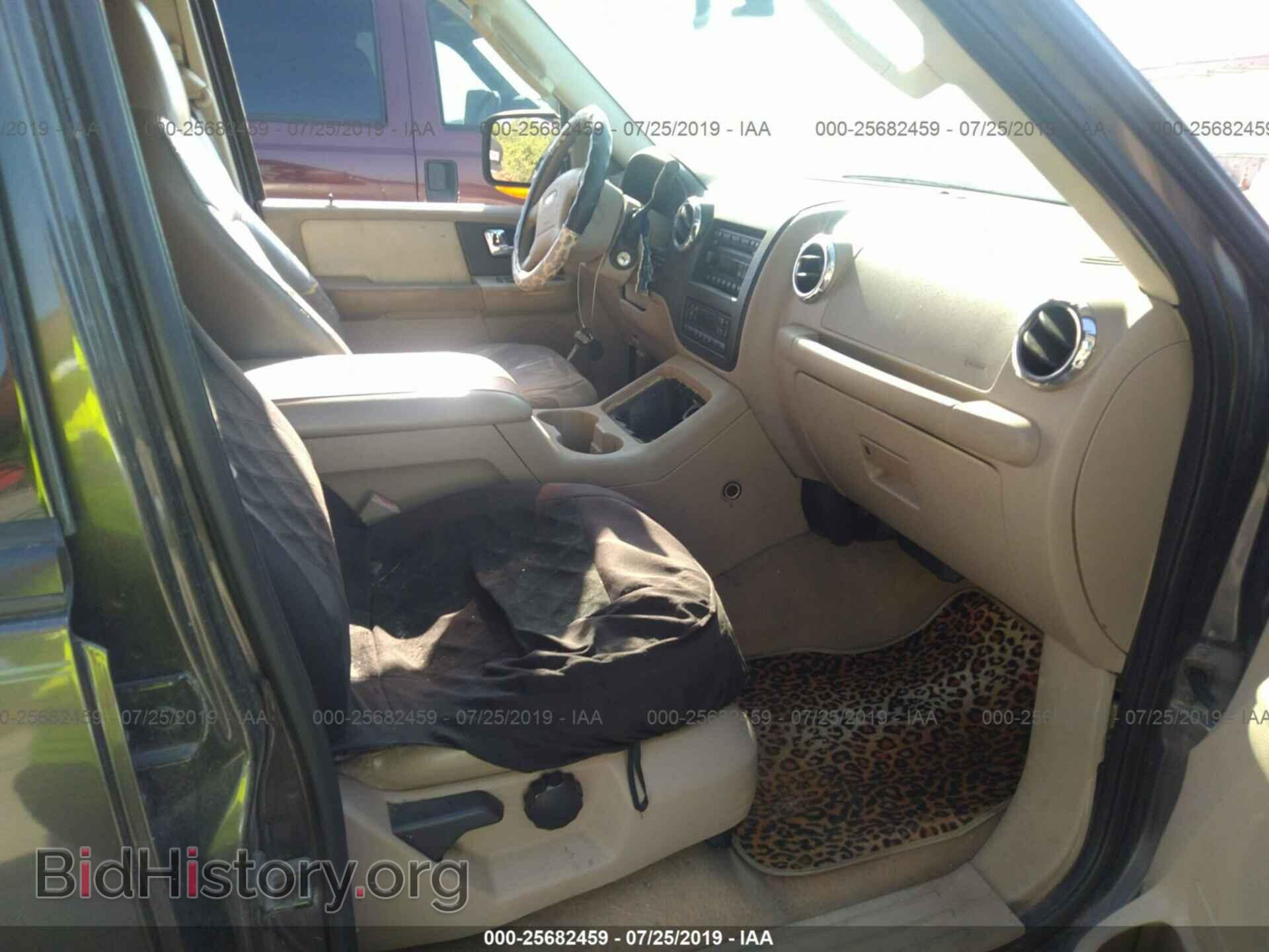 2005 FORD EXPEDITION - VIN: 1FMPU17555LA48282 - Фото 5