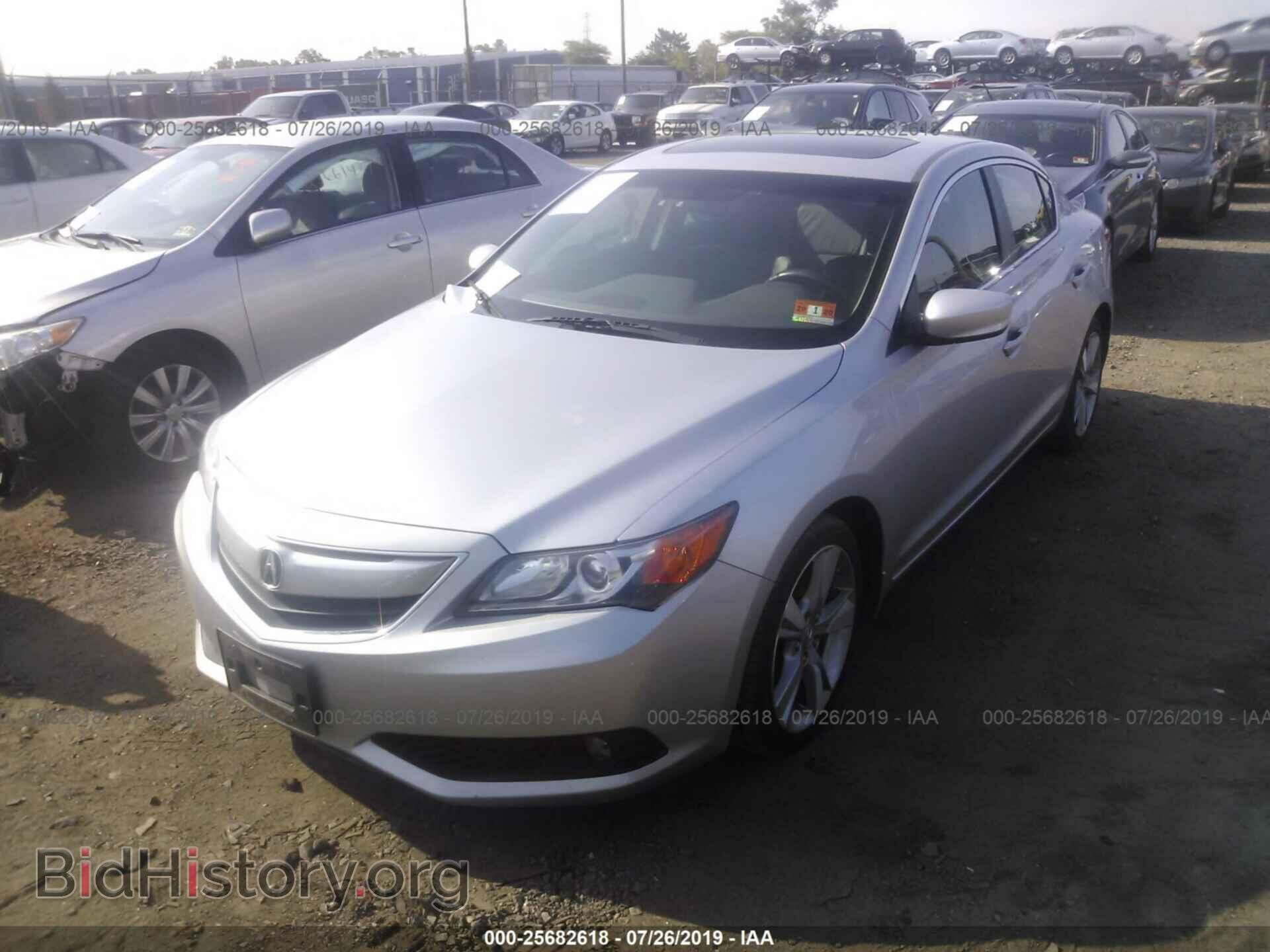 2013 ACURA ILX - VIN: 19VDE2E52DE000302 - Фото 2