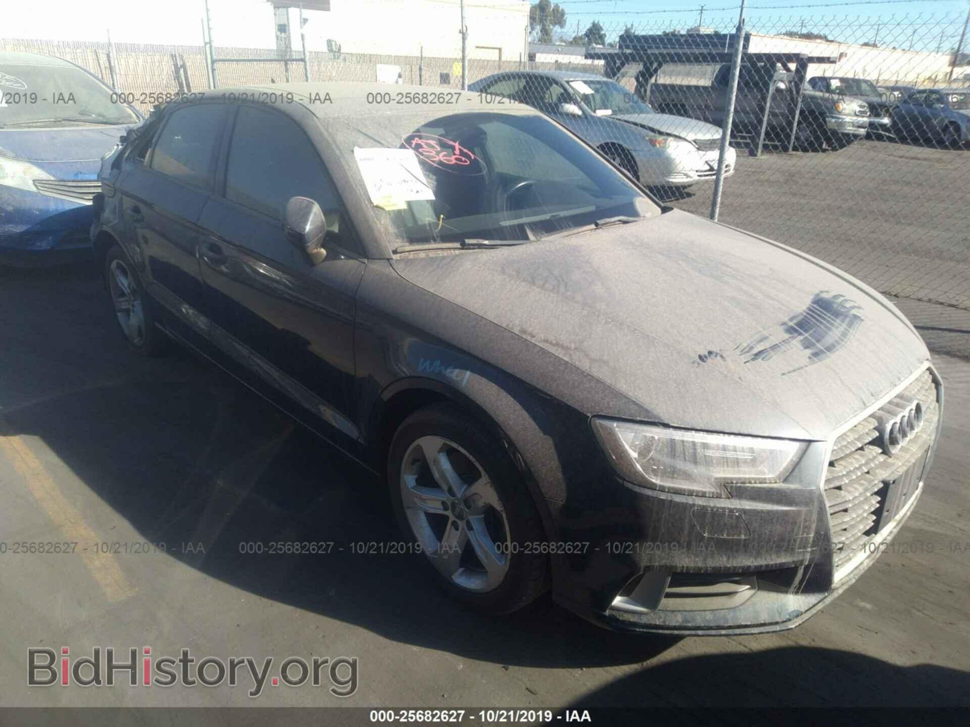 Фотография WAUAUGFF8H1036003 - AUDI A3 2017