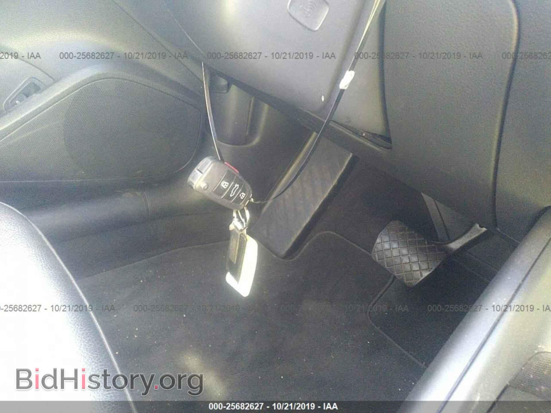 2017 AUDI A3 - VIN: WAUAUGFF8H1036003 - Фото 11