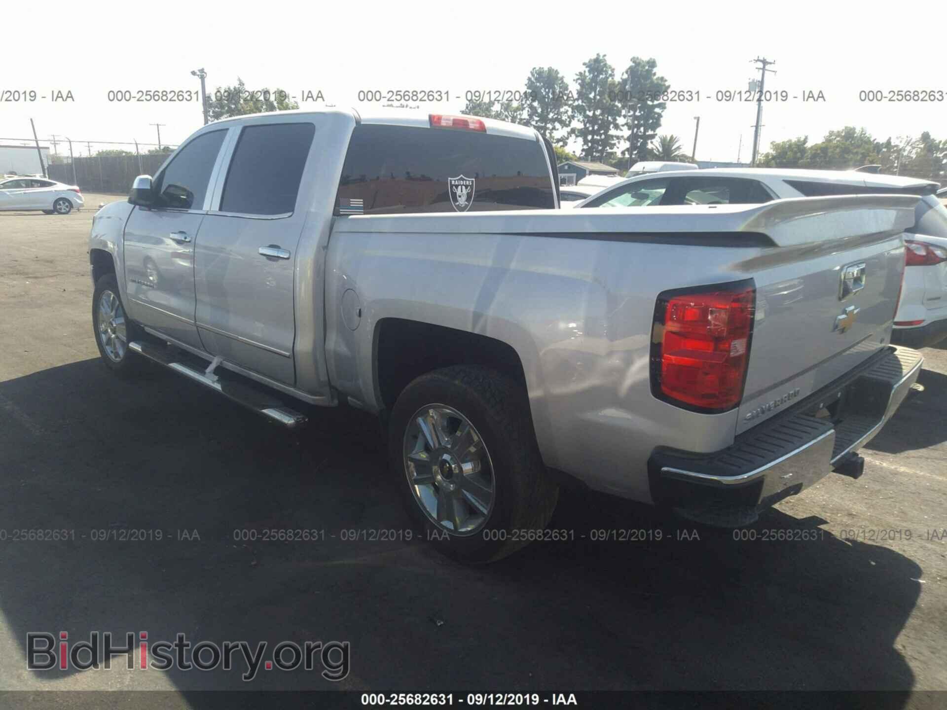 2017 CHEVROLET SILVERADO - VIN: 3GCPCREC8HG412980 - Фото 3
