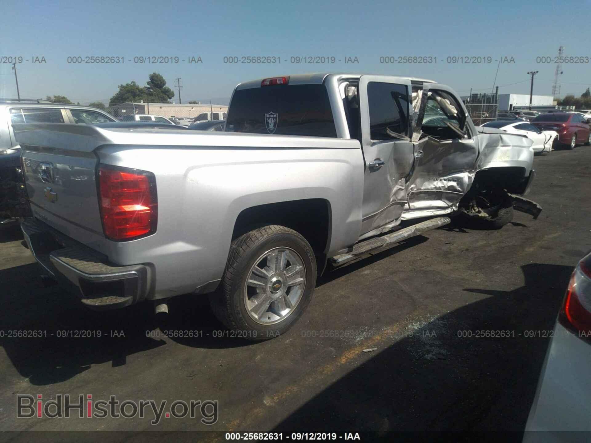 2017 CHEVROLET SILVERADO - VIN: 3GCPCREC8HG412980 - Фото 4