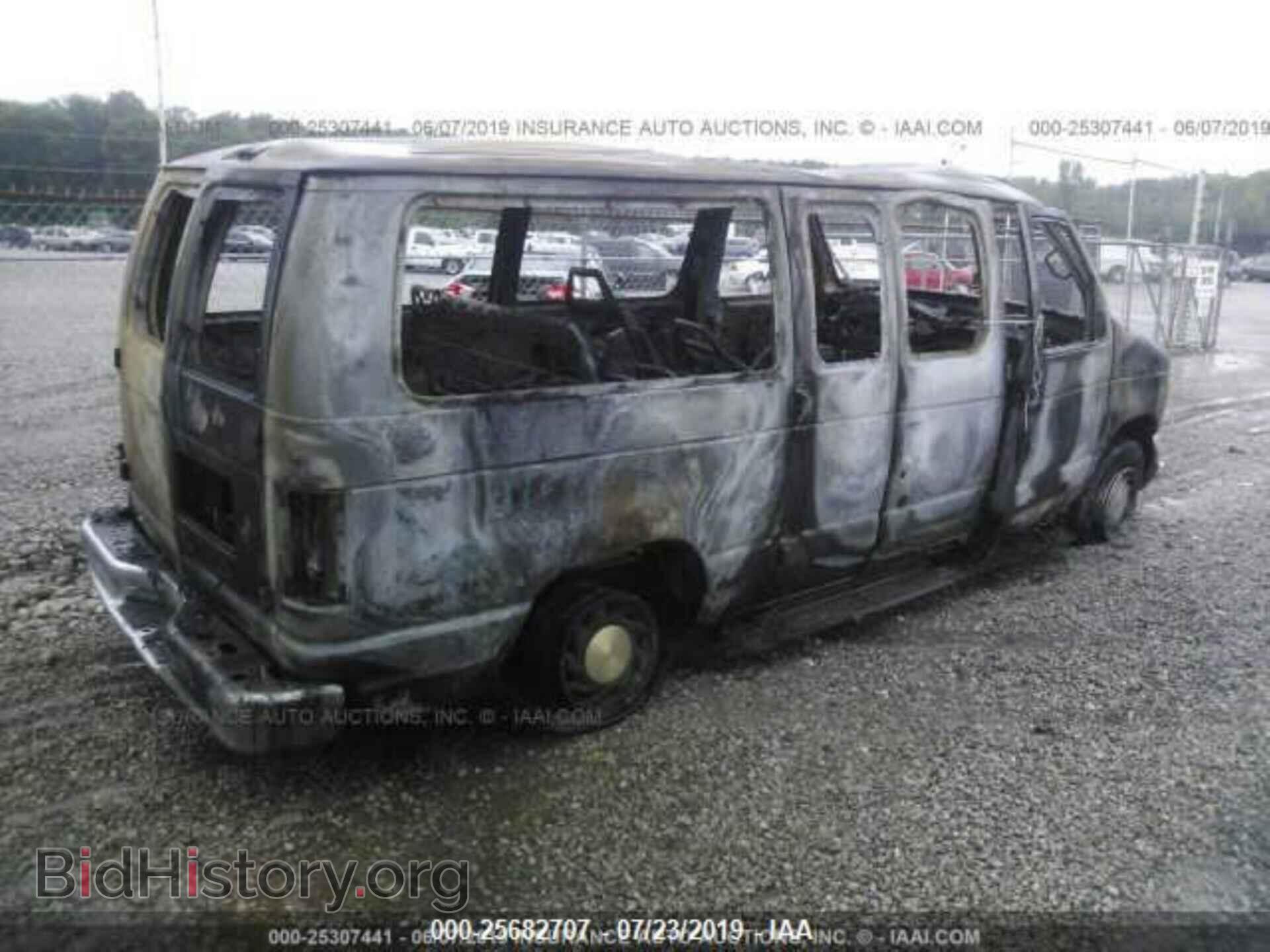 2002 FORD ECONOLINE - VIN: 1FMRE11L62HB05567 - Photo 4