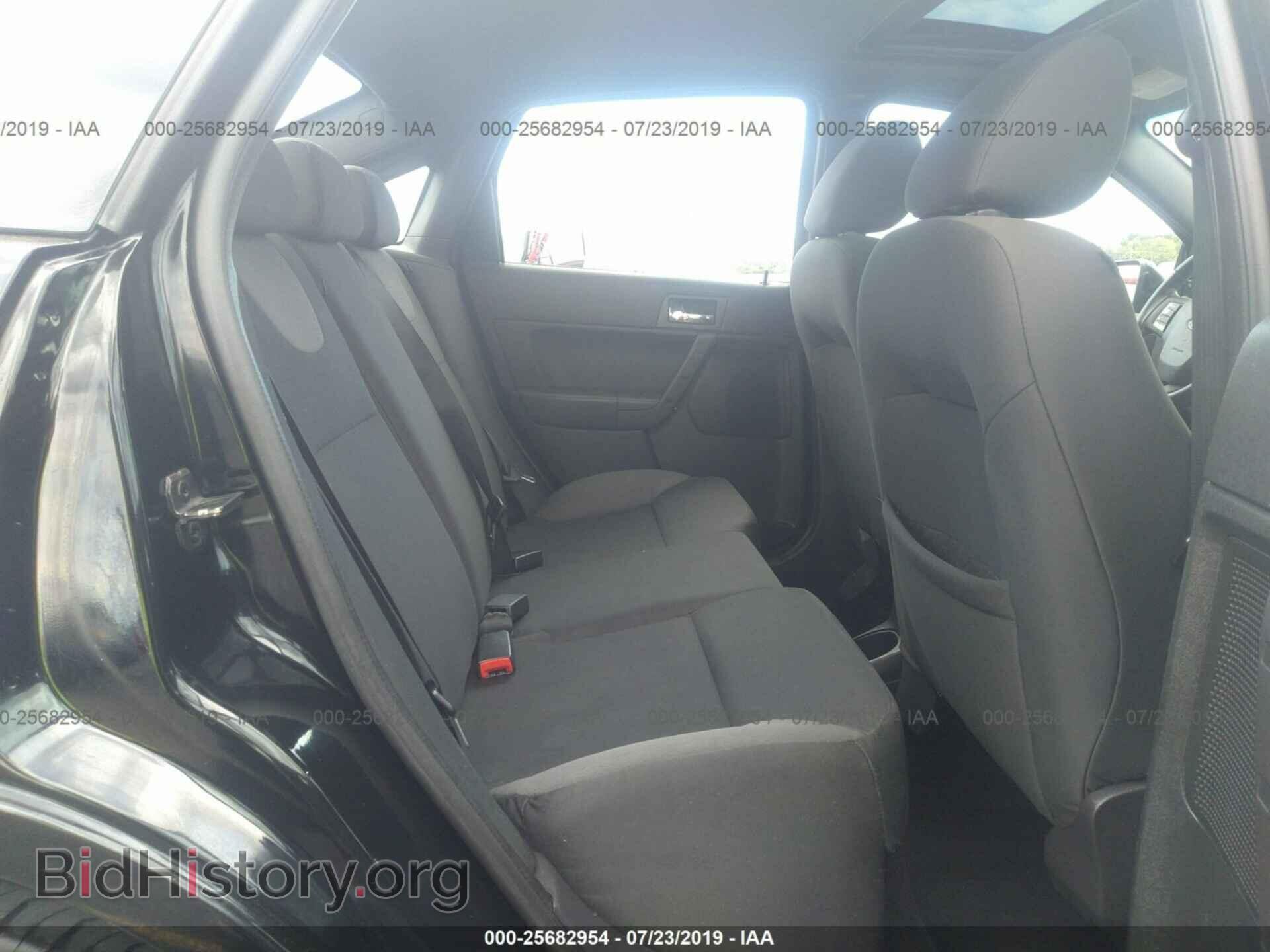 2009 FORD FOCUS - VIN: 1FAHP36N09W124014 - Фото 8