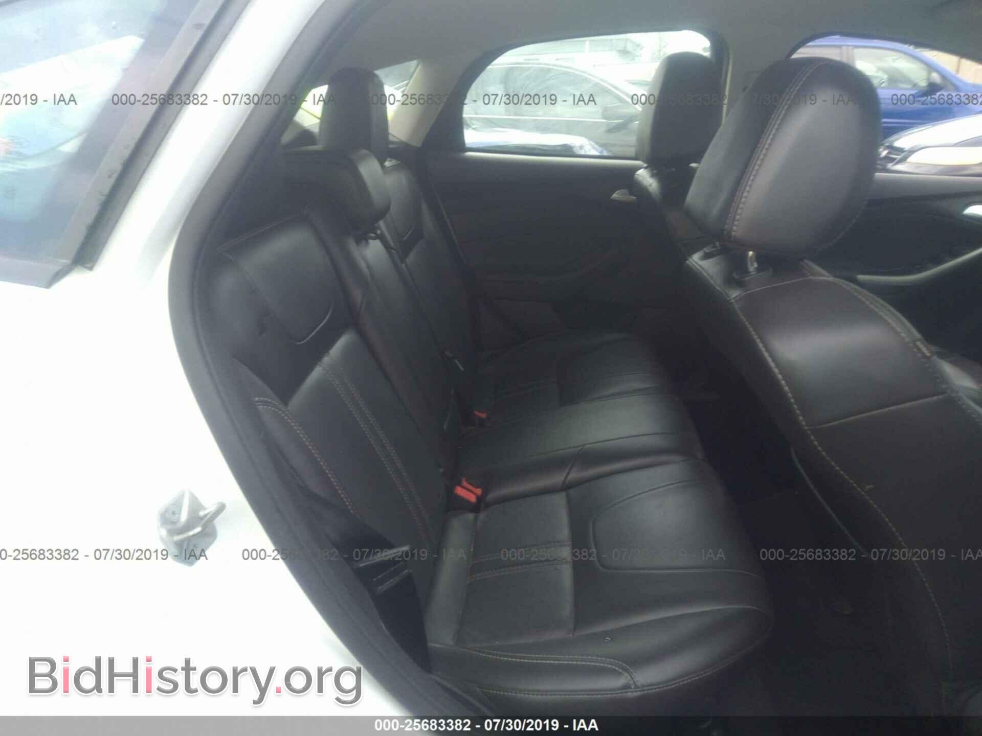 2014 FORD FOCUS - VIN: 1FADP3K25EL360938 - Фото 8