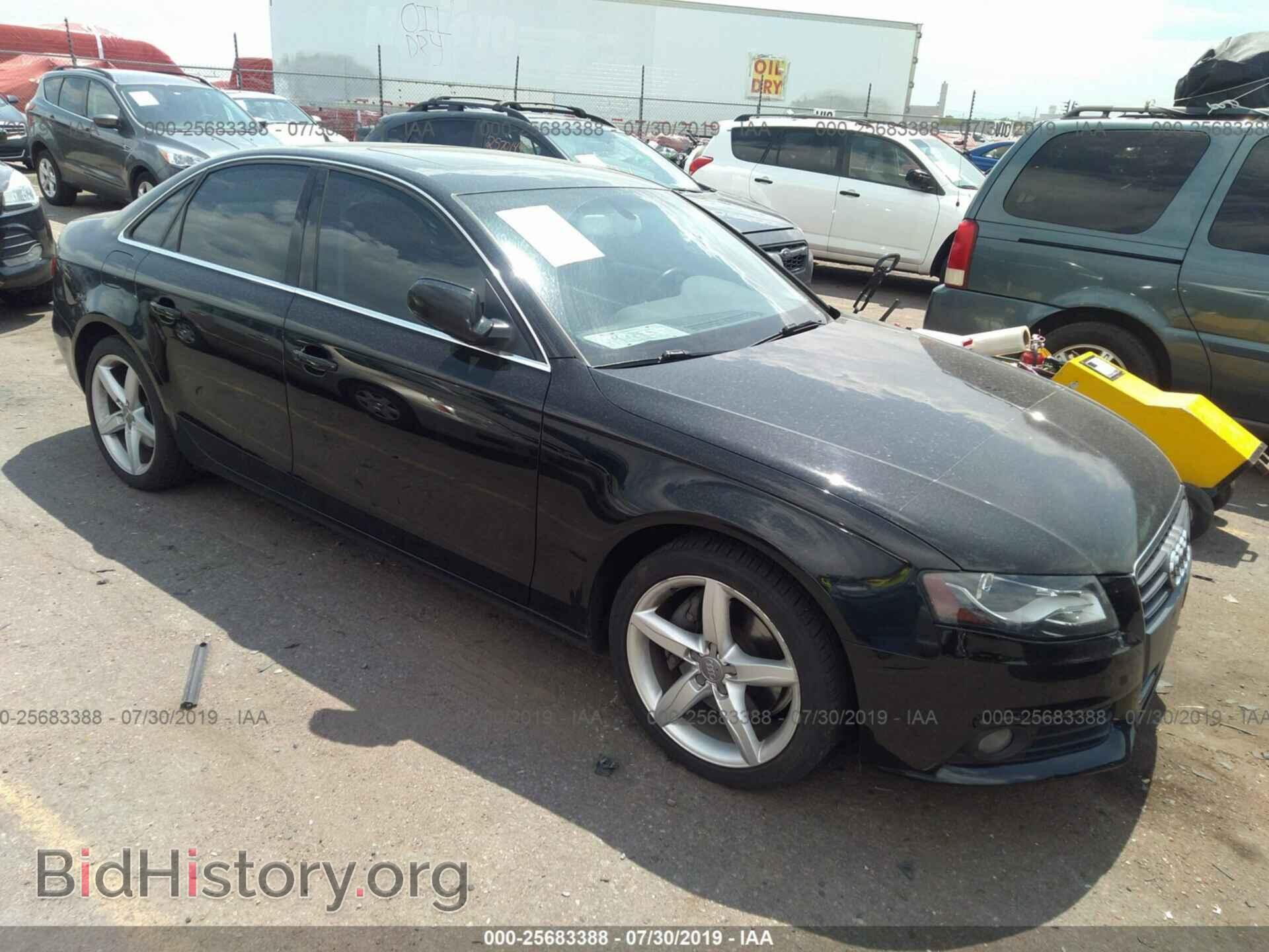 Фотография WAUHFAFL2AN039540 - AUDI A4 2010