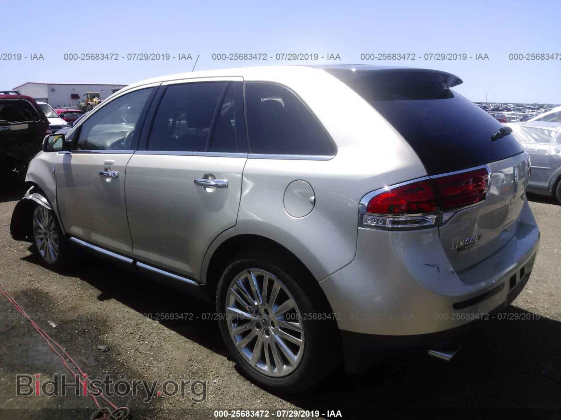 2011 LINCOLN MKX - VIN: 2LMDJ8JK0BBJ24767 - Photo 3