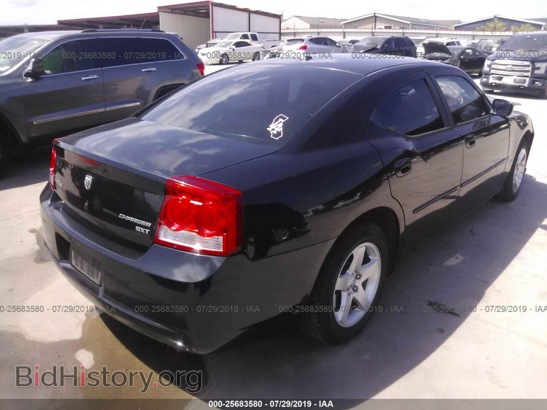 2010 DODGE CHARGER - VIN: 2B3CA3CV4AH214359 - Фото 4