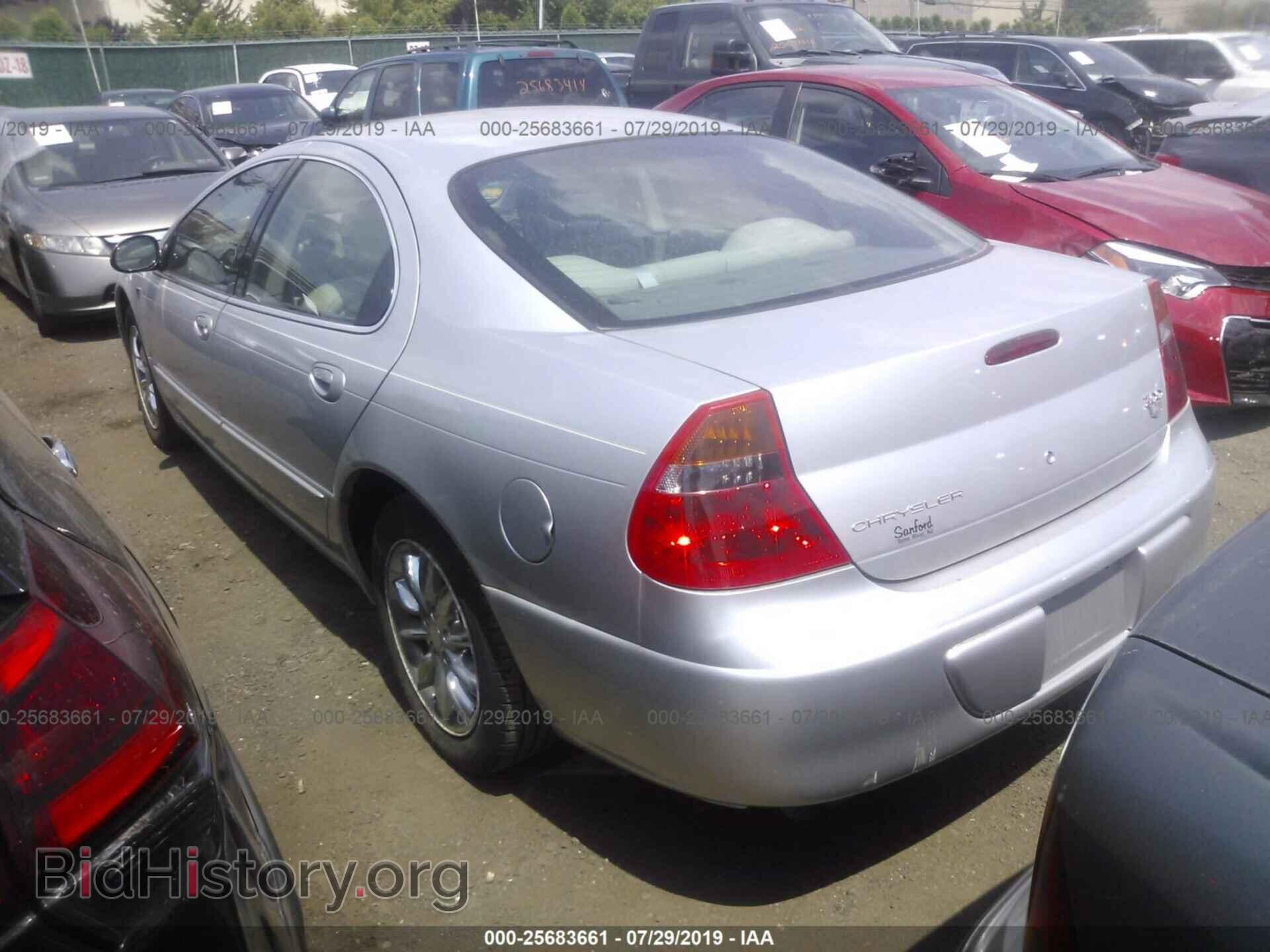 2003 CHRYSLER 300M - VIN: 2C3AE66G03H513251 - Photo 3