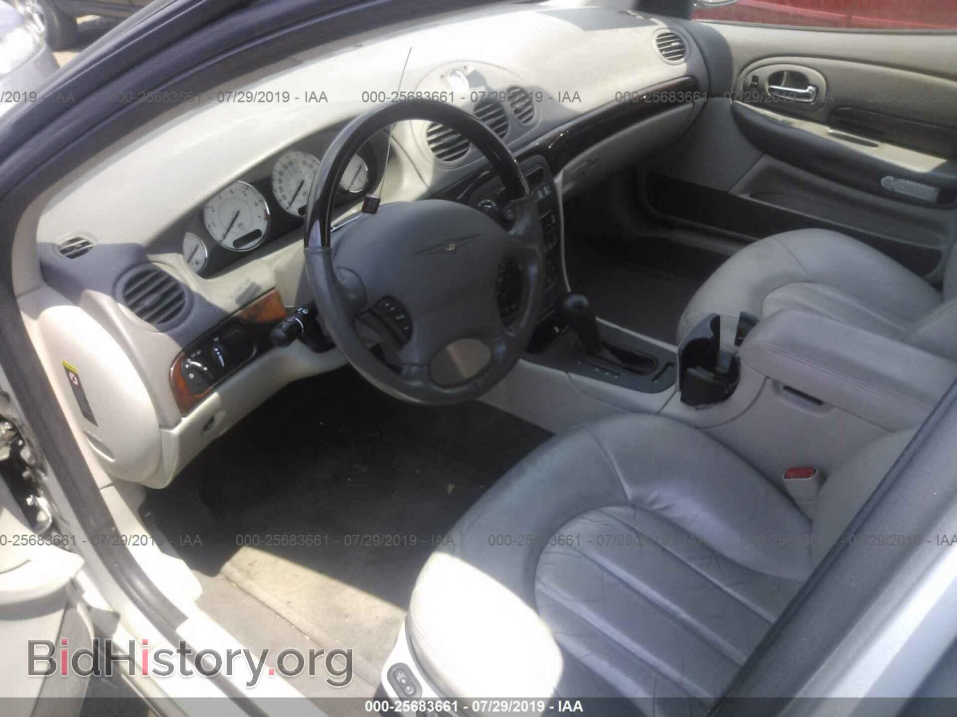 2003 CHRYSLER 300M - VIN: 2C3AE66G03H513251 - Photo 5