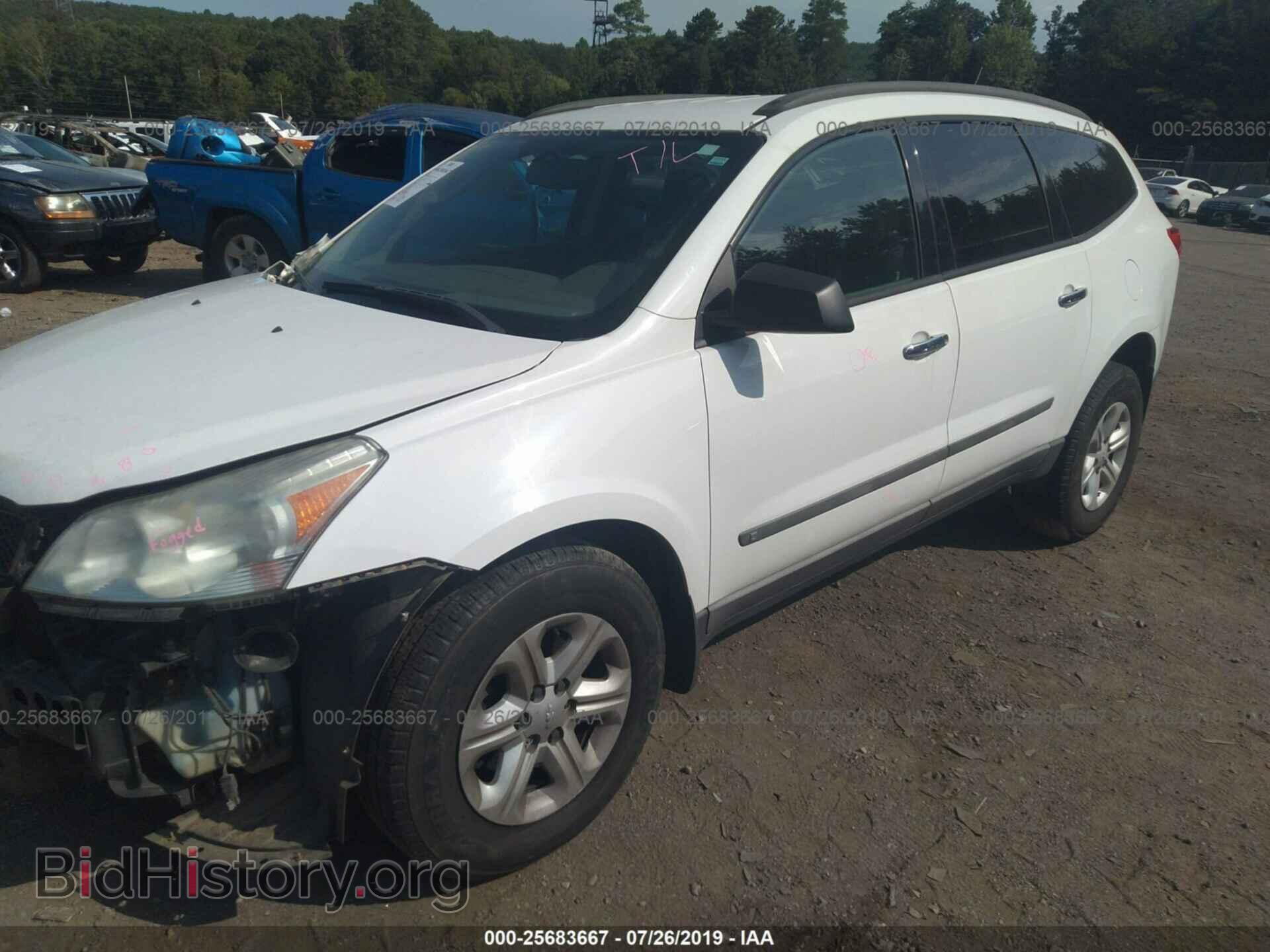 2009 CHEVROLET TRAVERSE - VIN: 1GNER13D89S180336 - Фото 2