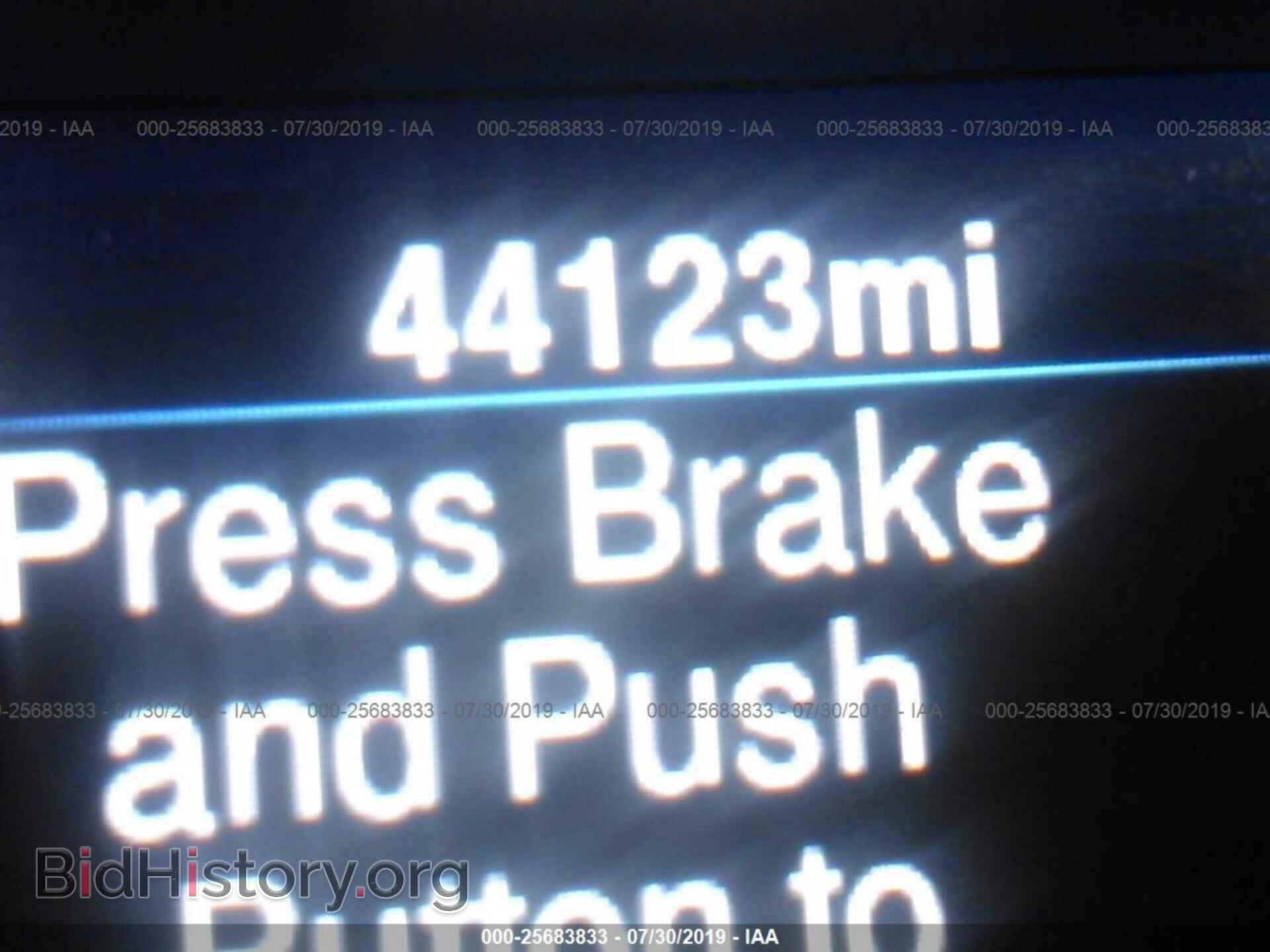 2014 CHRYSLER 300 - VIN: 2C3CCAGG8EH341988 - Фото 7