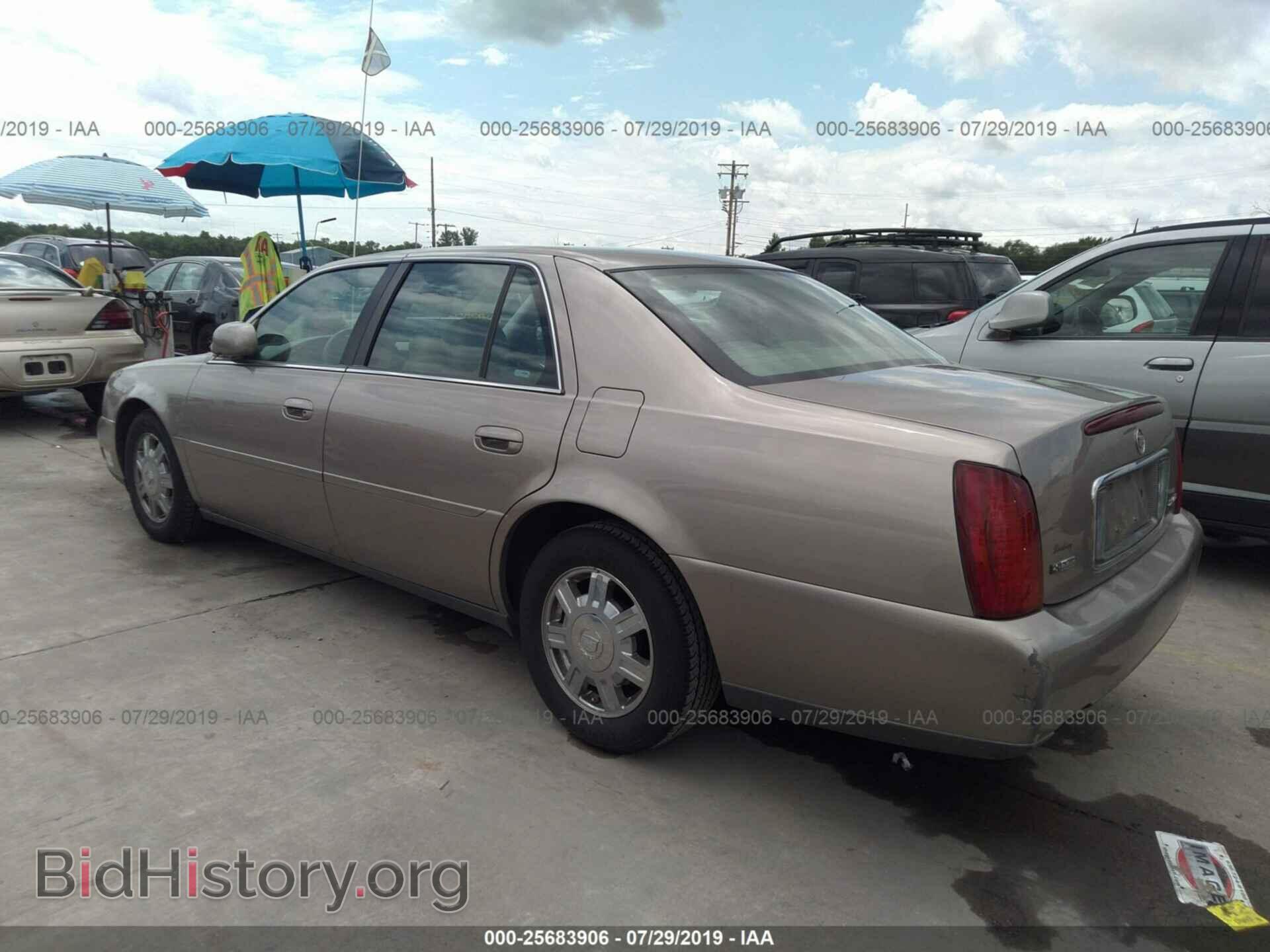 2004 CADILLAC DEVILLE - VIN: 1G6KD54Y04U233243 - Photo 3