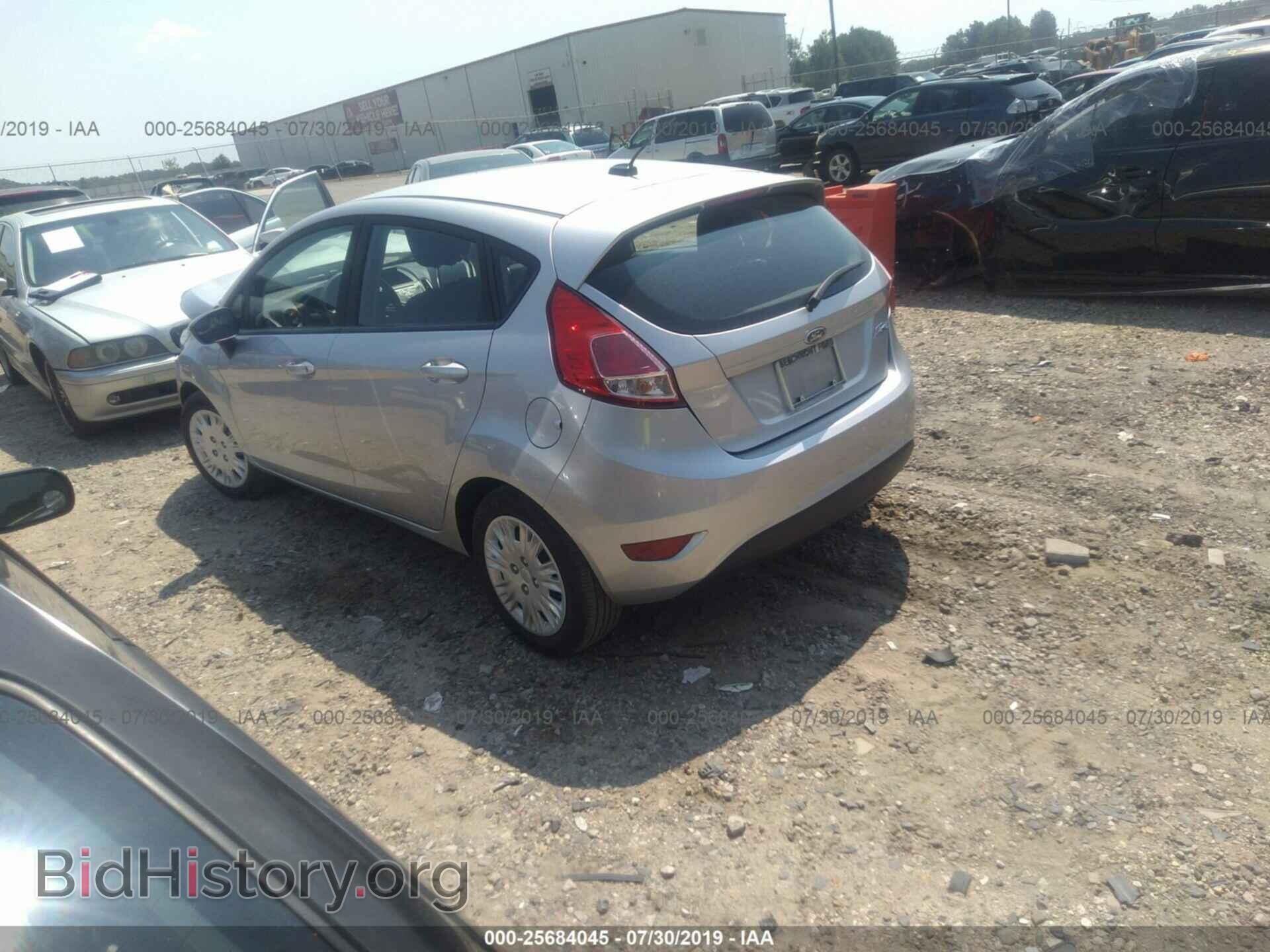 2016 FORD FIESTA - VIN: 3FADP4TJ9GM183131 - Фото 3