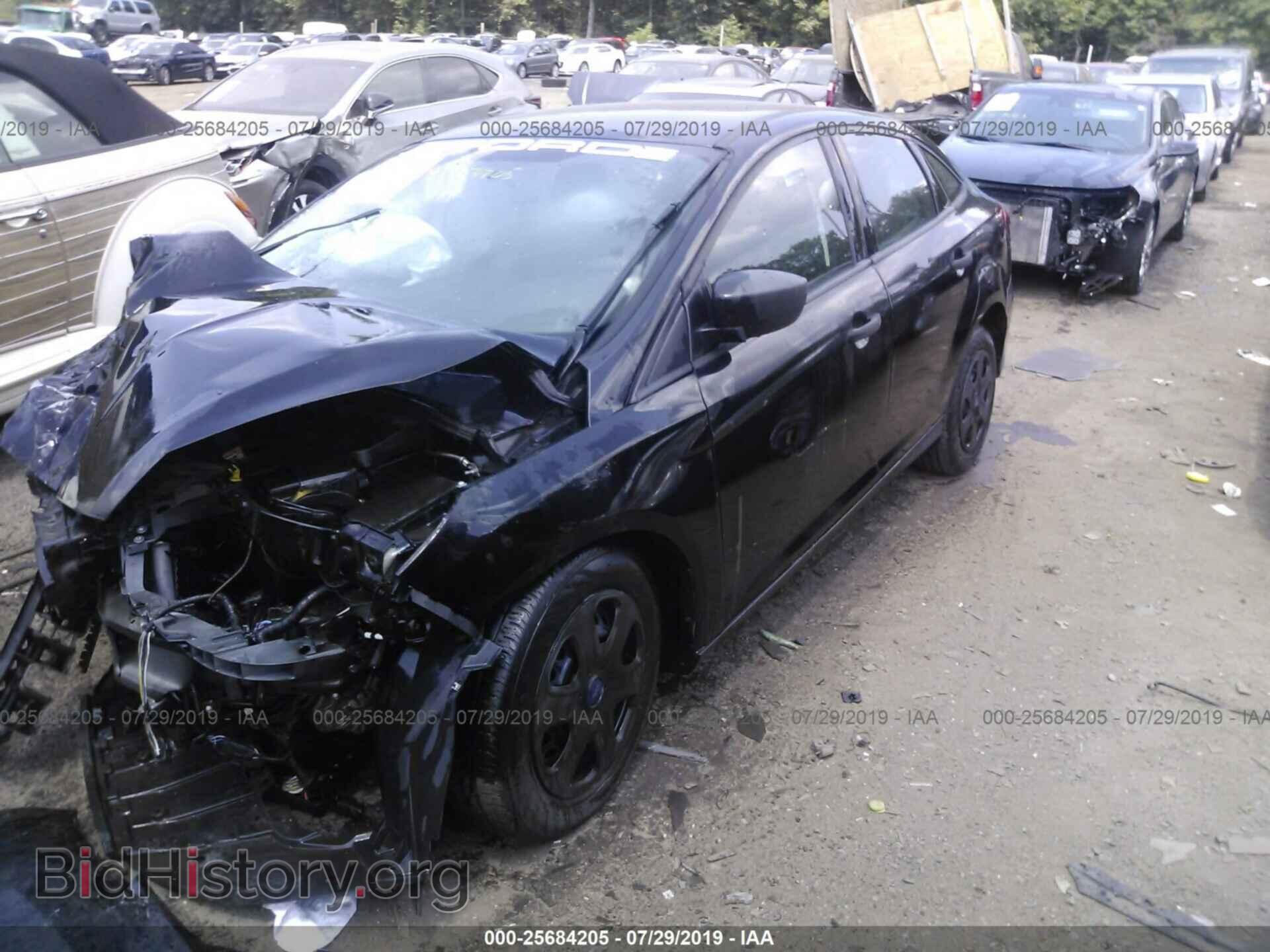 2016 FORD FOCUS - VIN: 1FADP3E21GL304879 - Фото 2