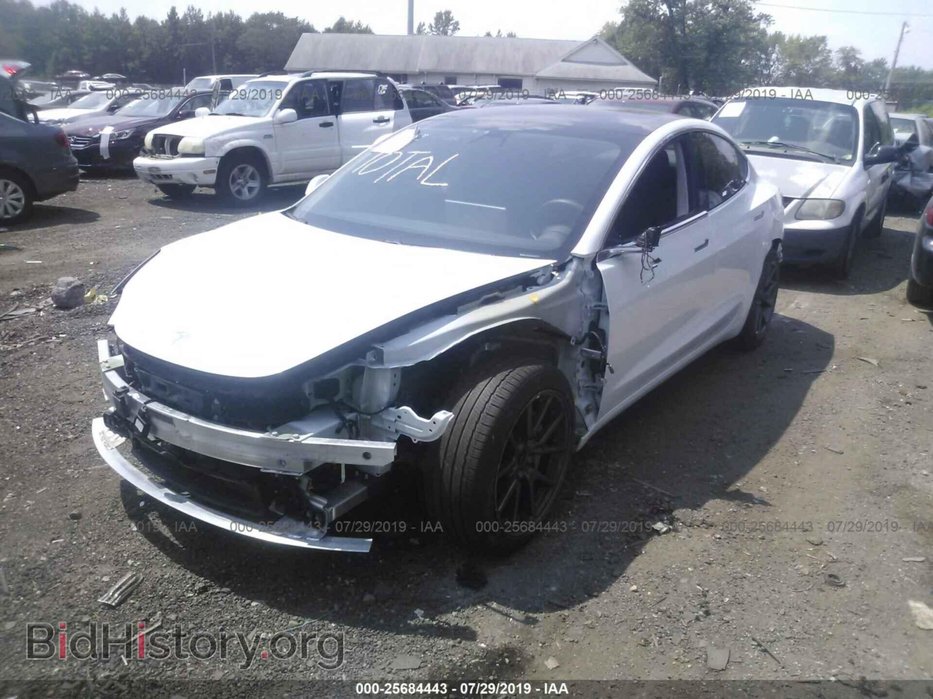 2018 TESLA MODEL 3 - VIN: 5YJ3E1EA9JF042241 - Фото 2