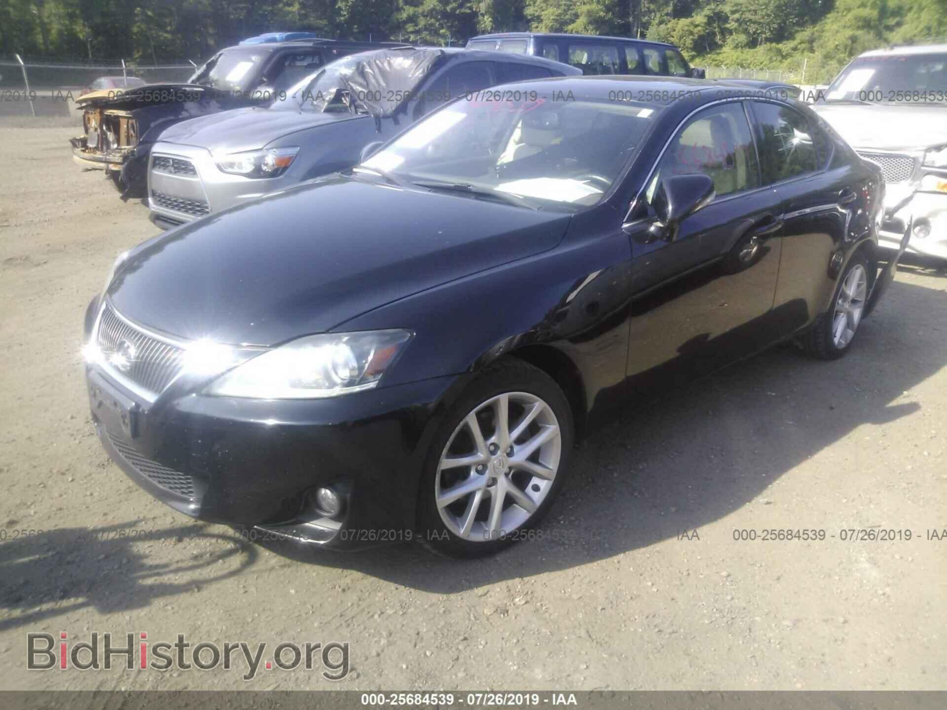 2012 LEXUS IS - VIN: JTHCF5C28C5057980 - Фото 2