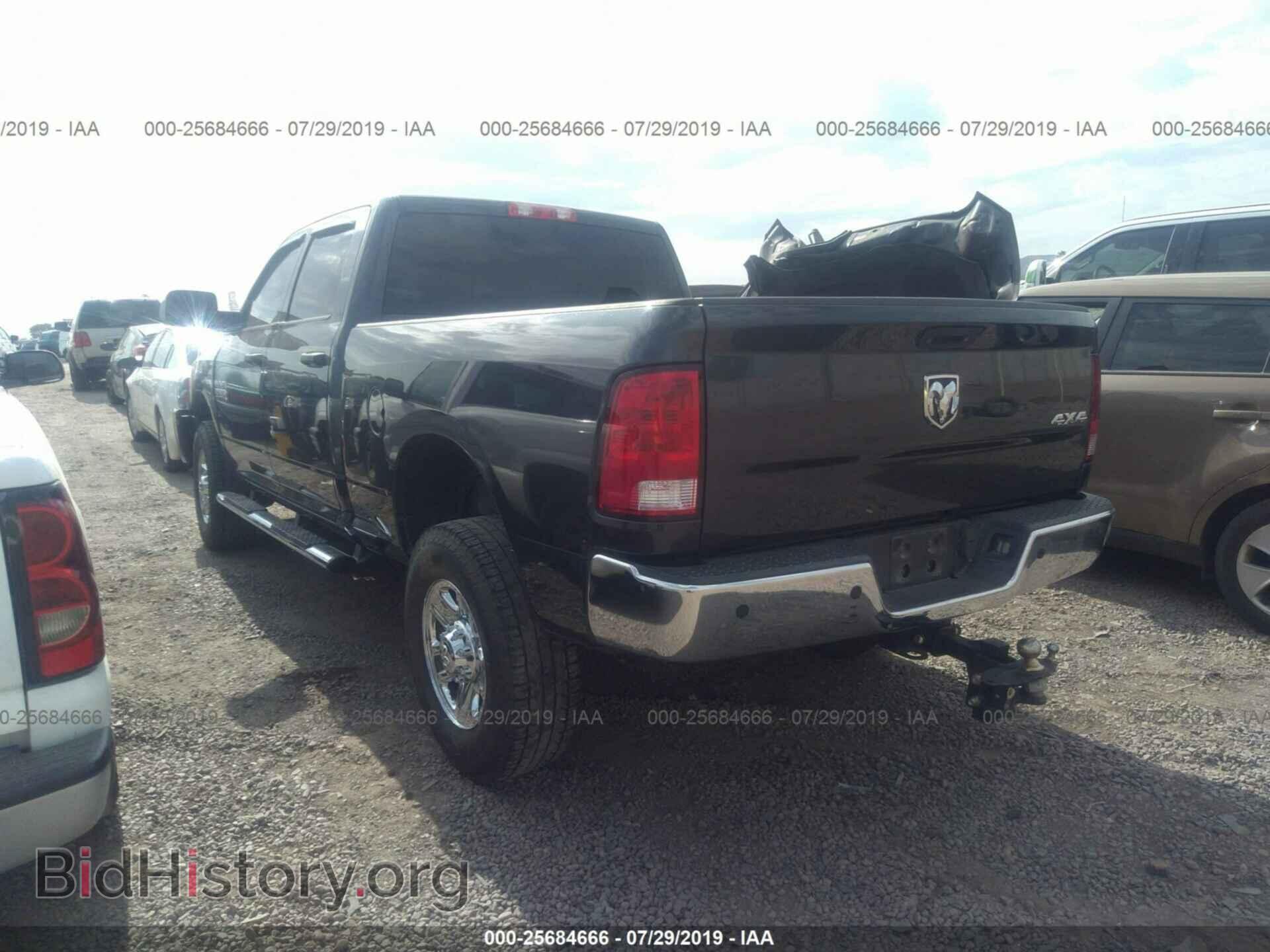 2016 RAM 2500 - VIN: 3C6TR5CT9GG147419 - Фото 3